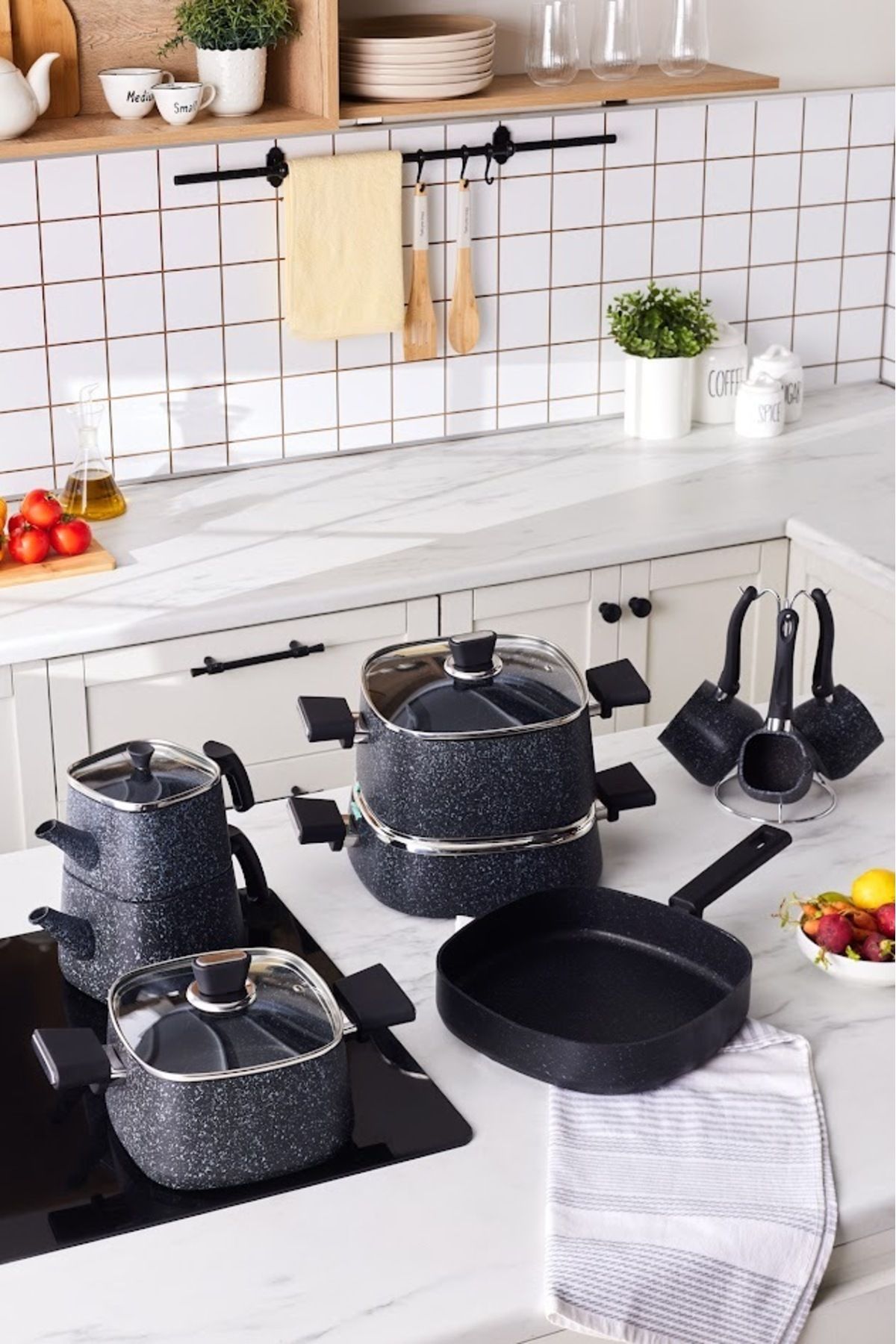 Karaca-Biogranite Sando - 14 Piece Black Dowry Set 2