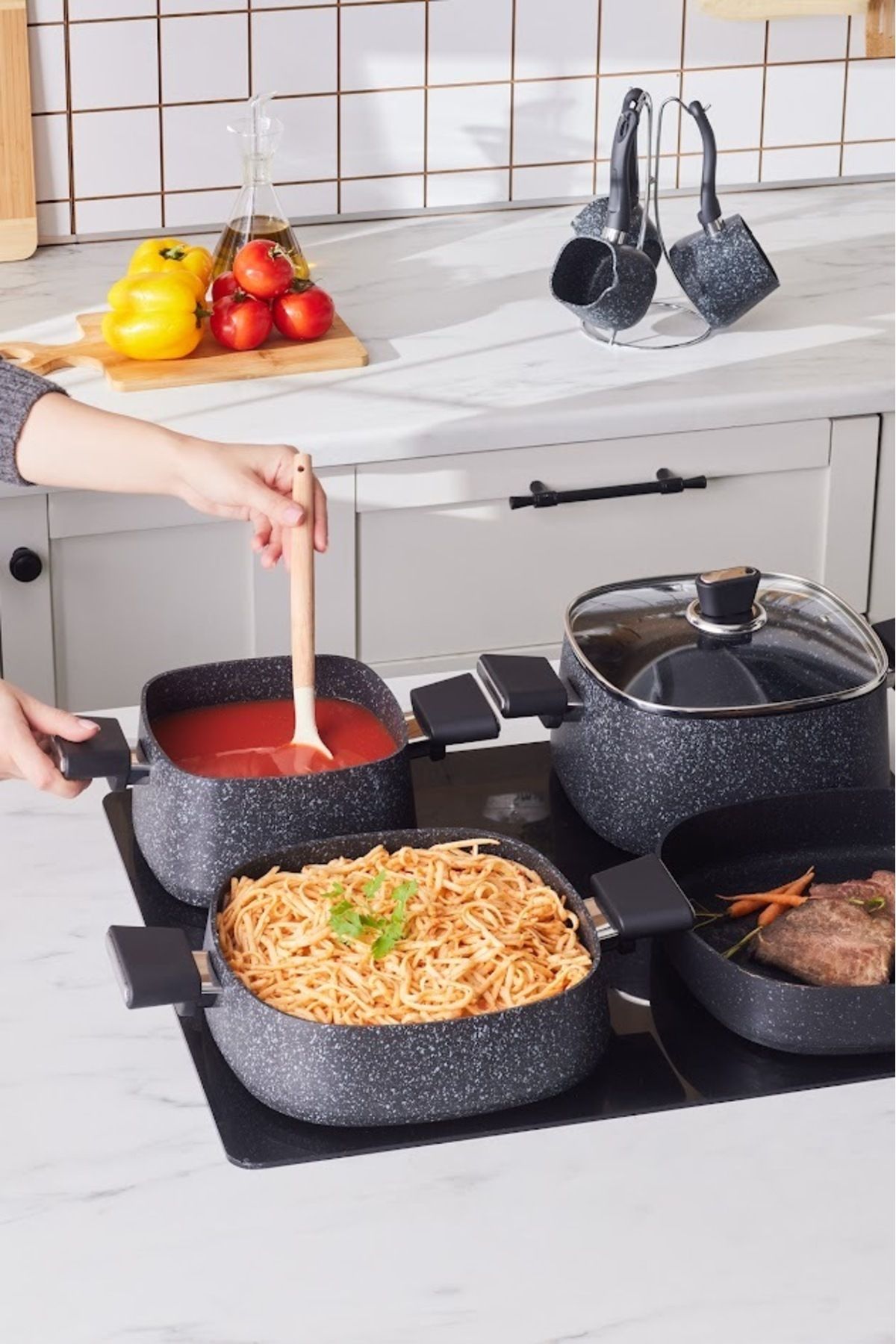Karaca-Biogranite Sando - 14 Piece Black Dowry Set 4