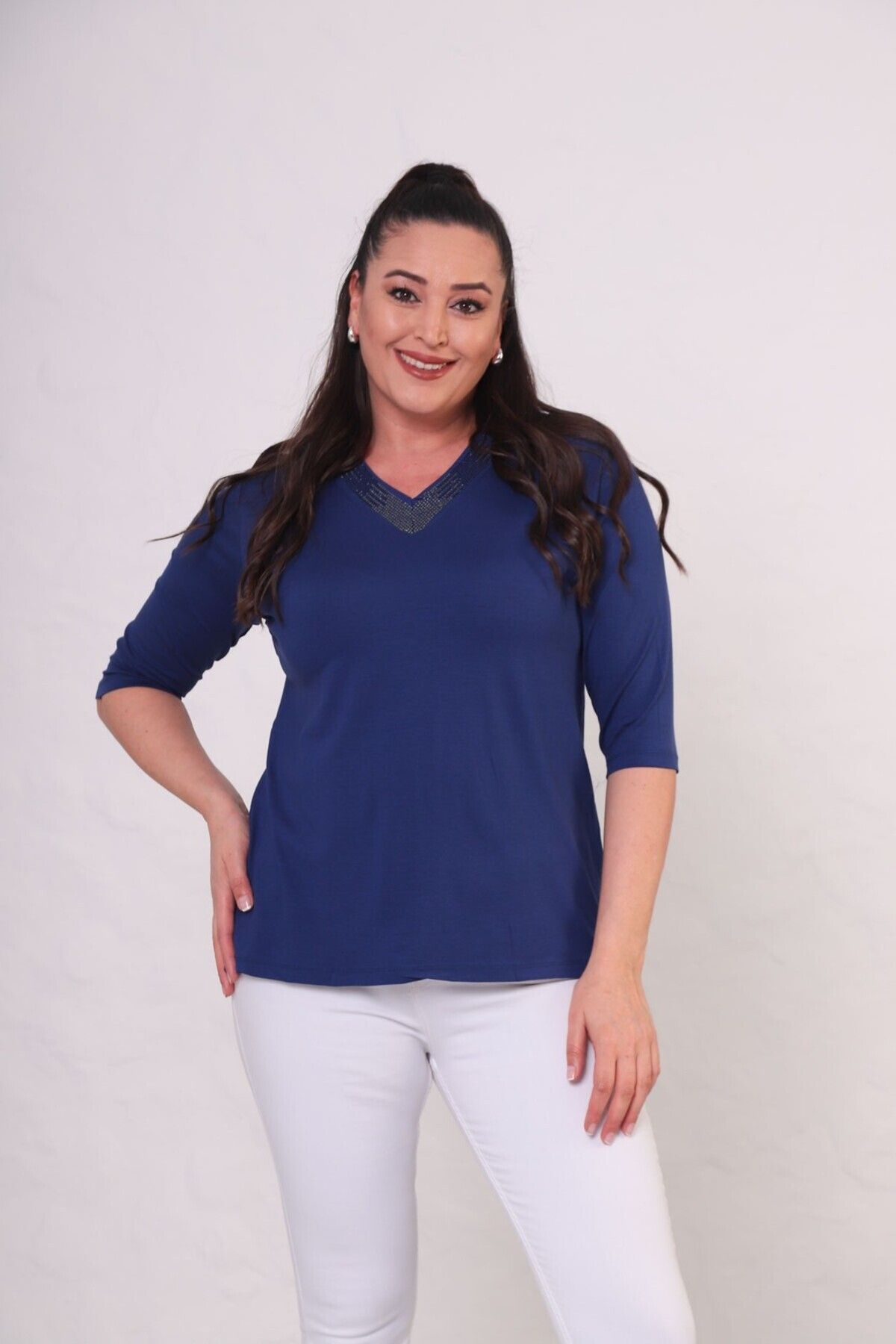 tarzımsüper-Women's V-Neck Capri Sleeve Stone Printed Comfort Model Blouse 3