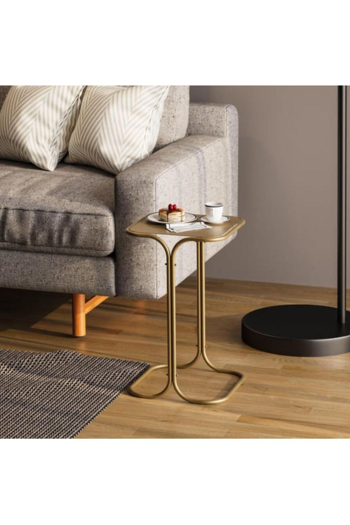 KORKMAZLAR EV DEKORASYON Metal Sehpa Gold Renk Dekoratif Sehpa