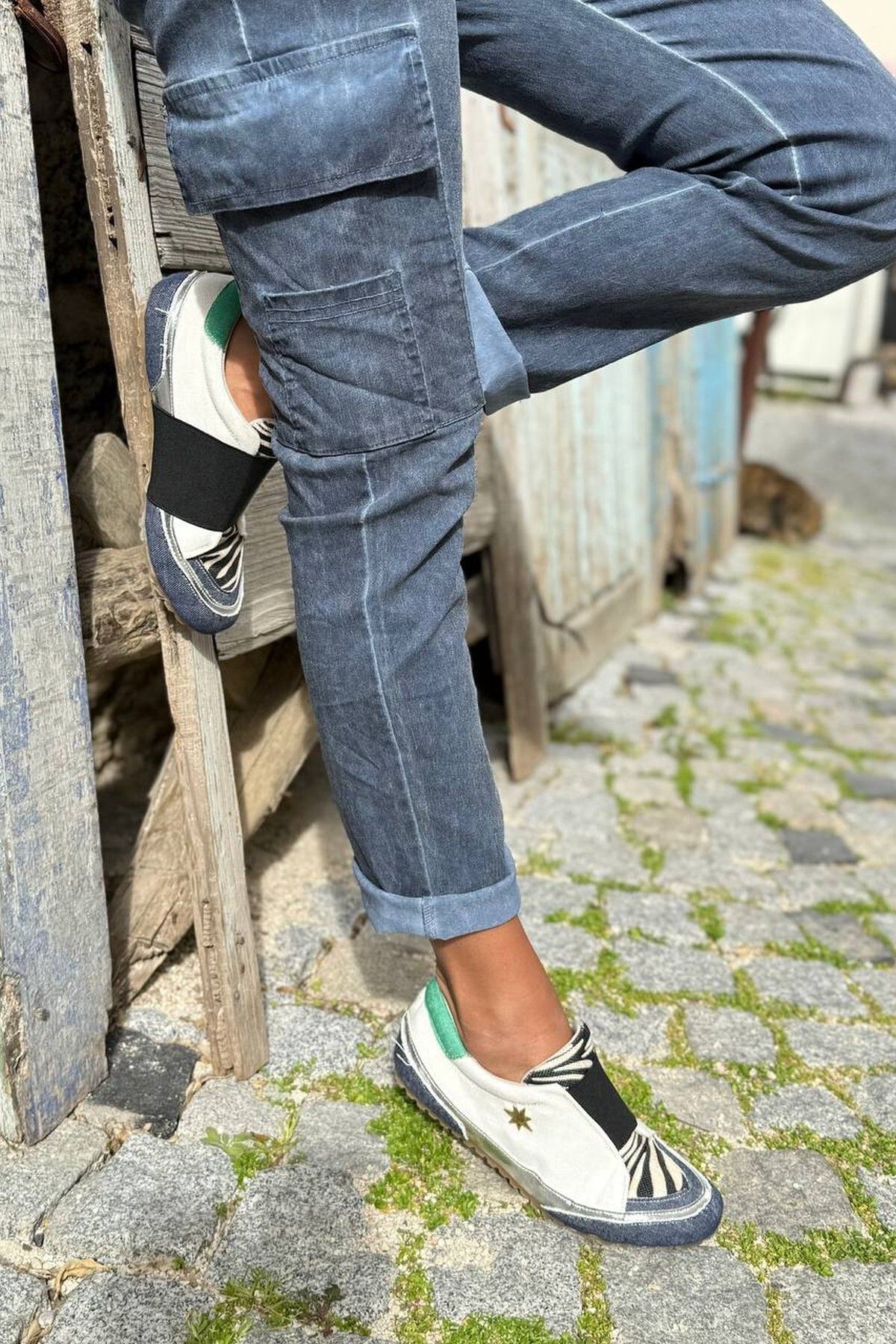 Güneşkızı-Guki35 Women's Black White Daily Comfortable Vegan Faith Sneaker 3
