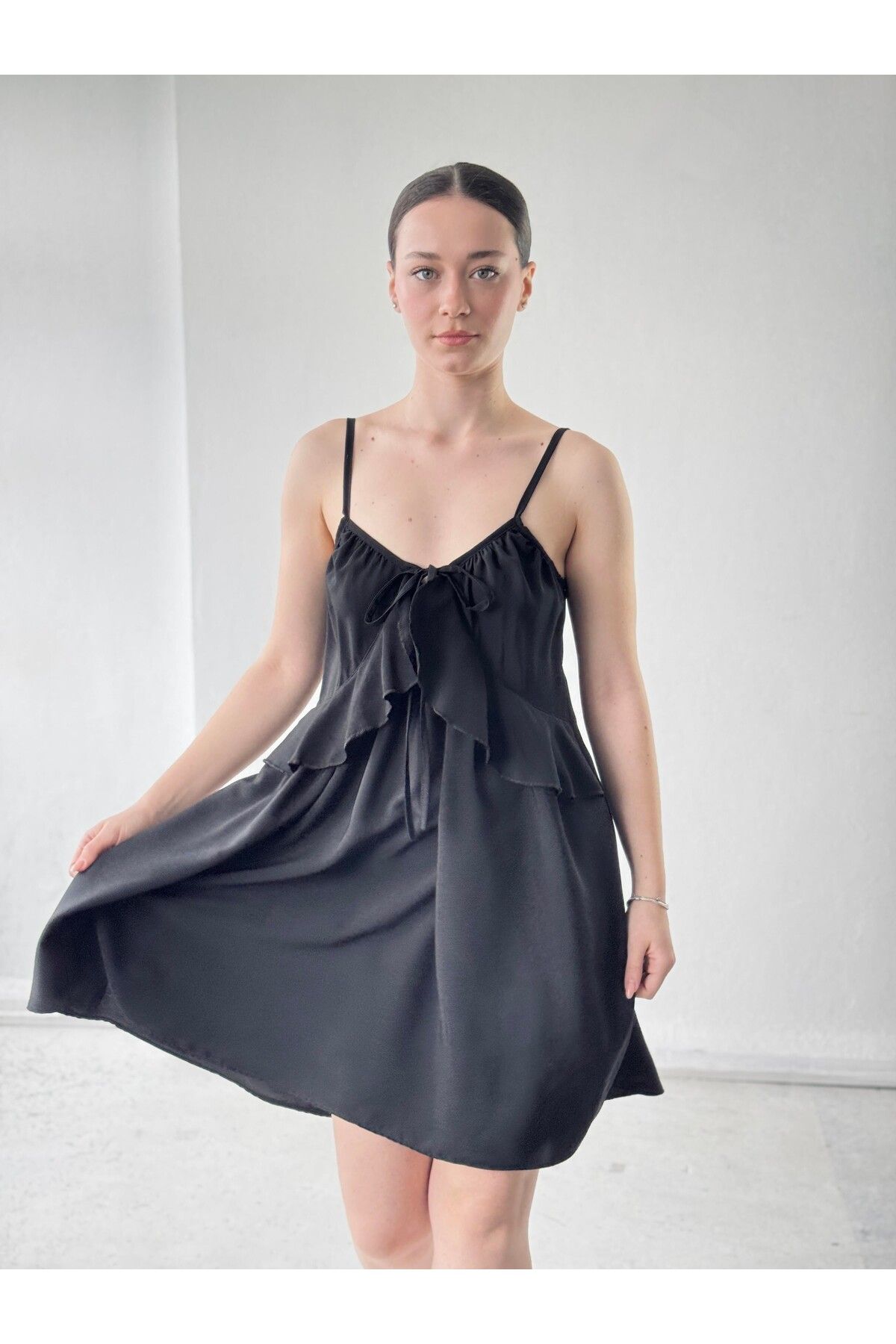 Retrobird-Black Dress - Design Loose Cut with Straps and Fastener 5