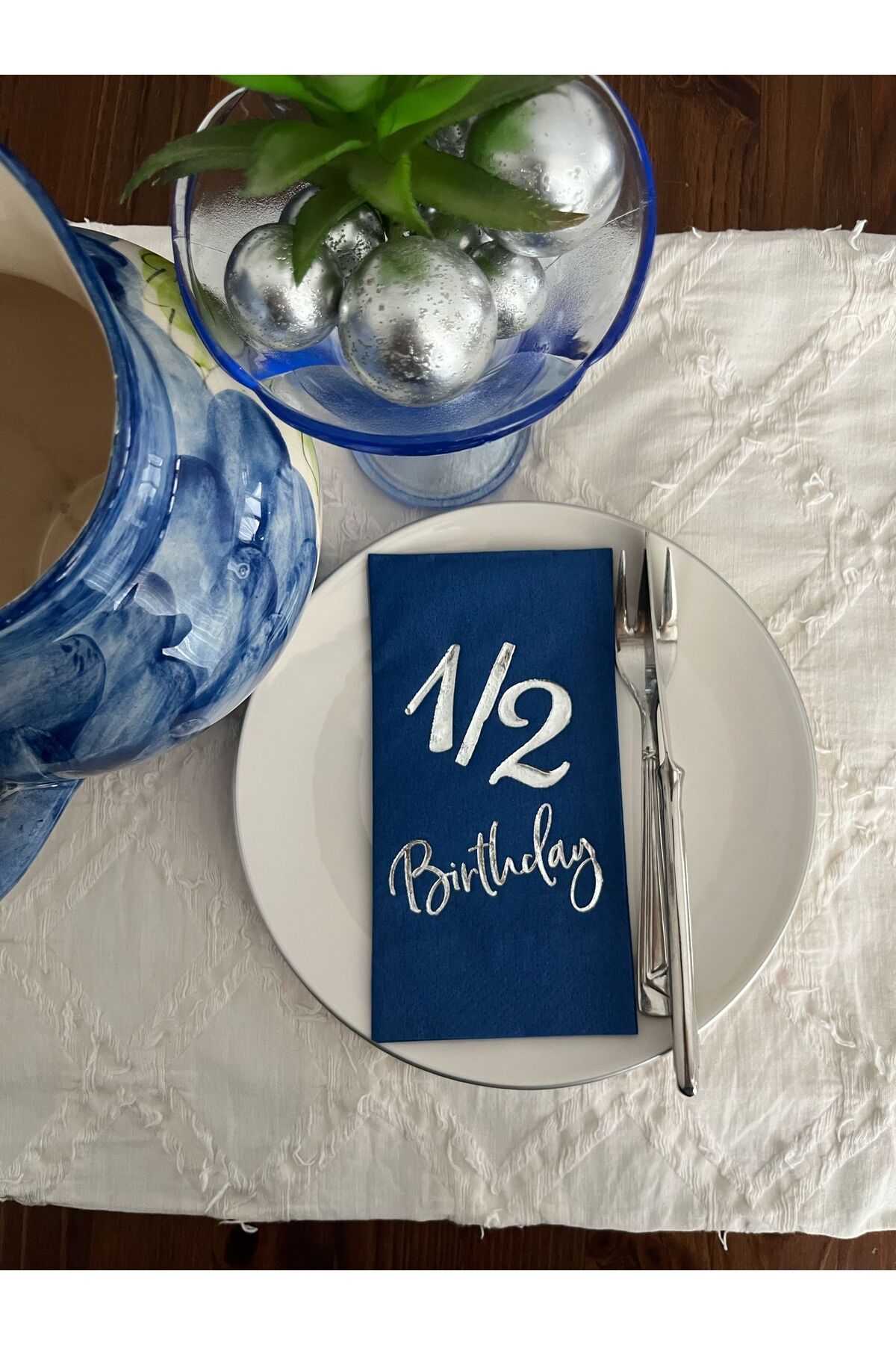 kidspartim Gümüş Yaldızlı Bodrum Mavisi Yarım Yaş Bırthday Garson Katlama Peçete 16 lı