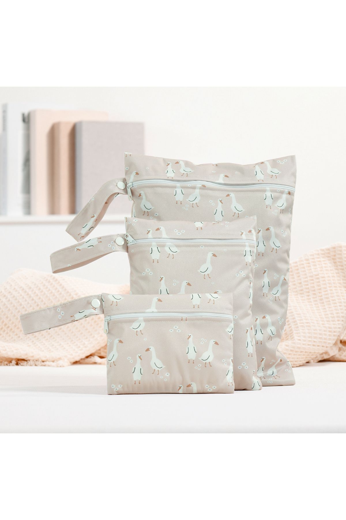 Choice-ED003-CP08 Elinfant 3PCS Recycled Fabric Waterproof Wet Dry Bag Portable Diaper Bag Sanitary Storage 1