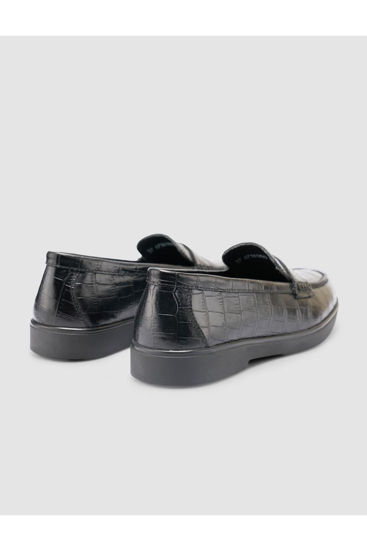 Cabani-100% Genuine Leather Black Croco Pattern Women's Loafer 3