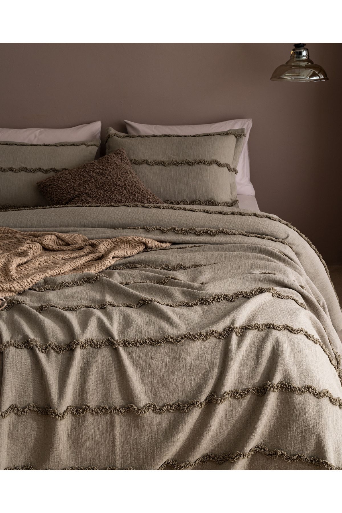 Madame Coco-Rostrenen Double Cotton Bedspread - Khaki 3