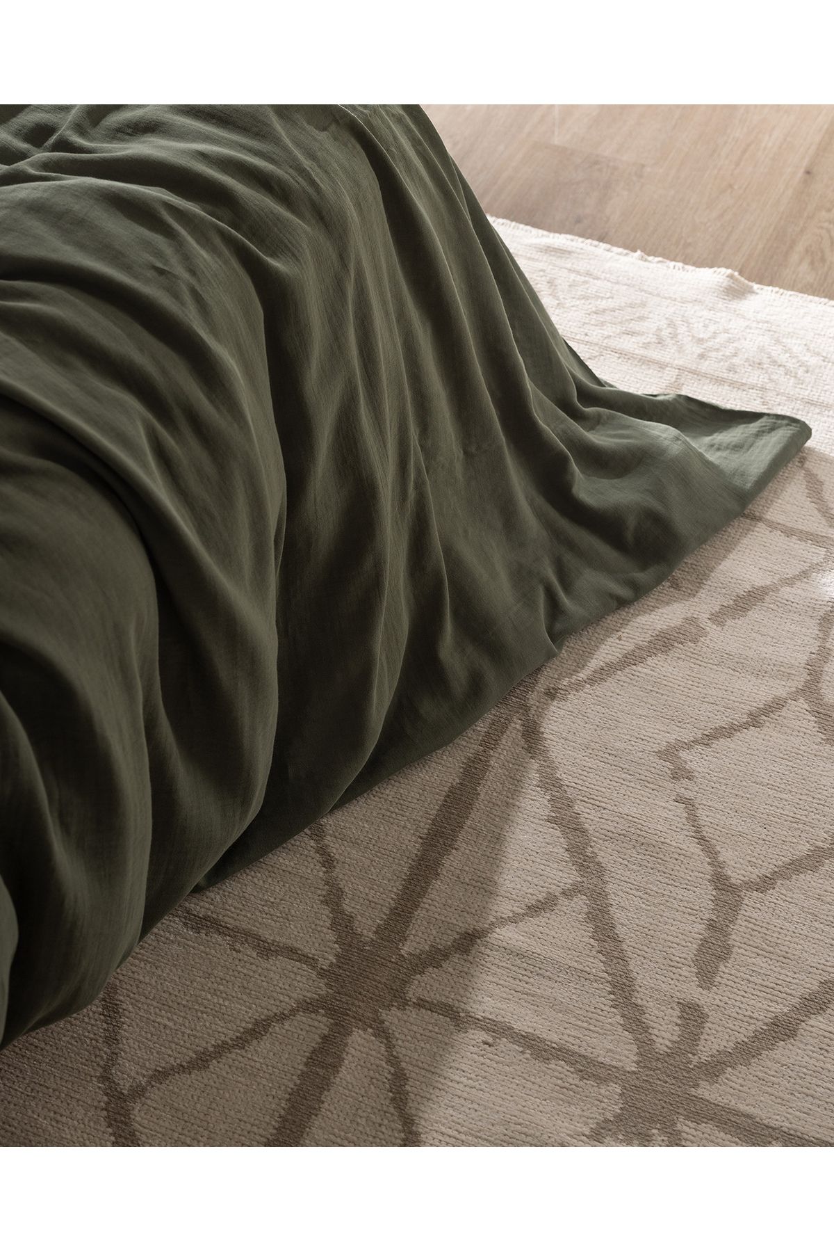Madame Coco-Marla King Size Msbl King Size 100% Cotton Elastic Duvet Cover Set 5