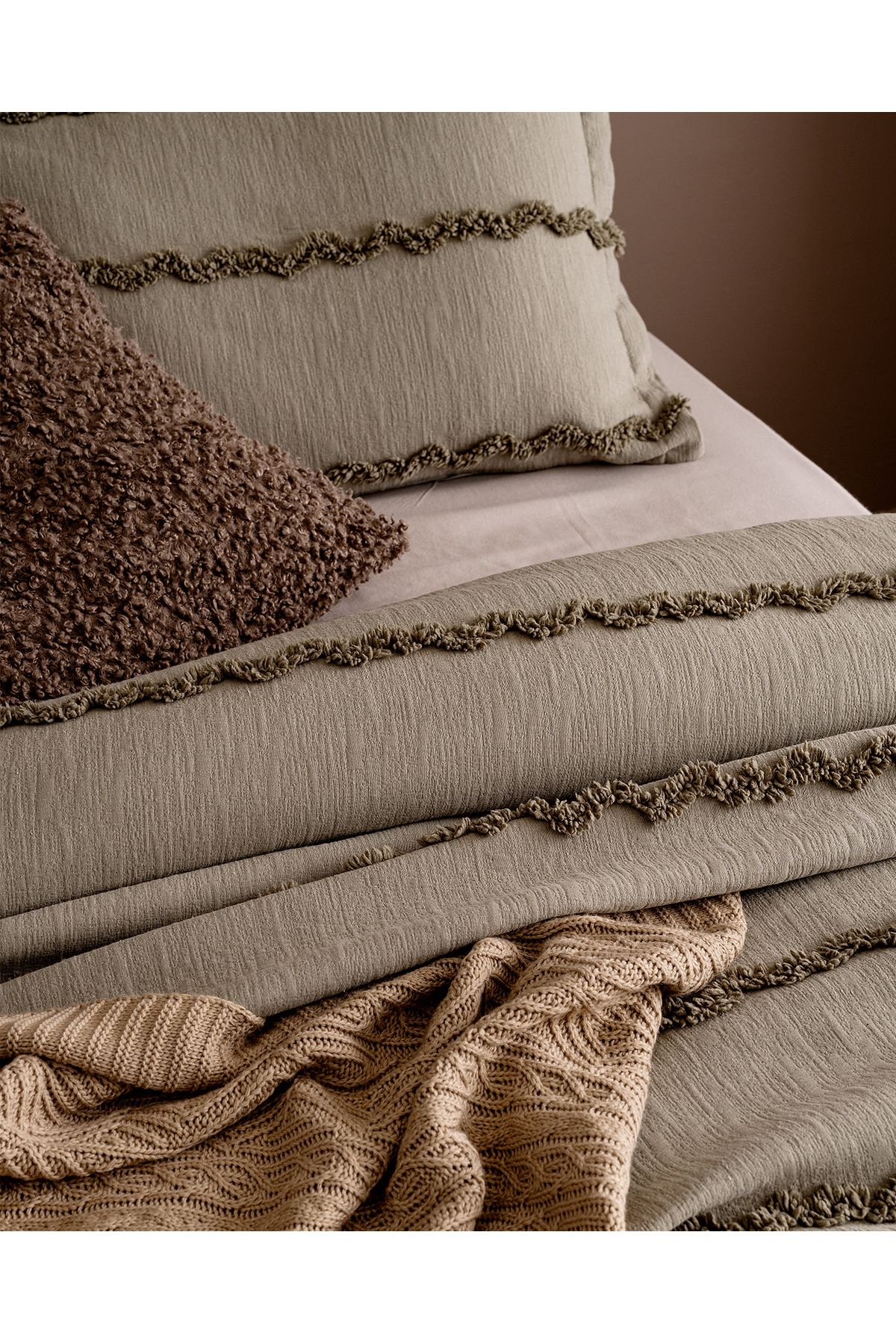 Madame Coco-Rostrenen Double Cotton Bedspread - Khaki 4