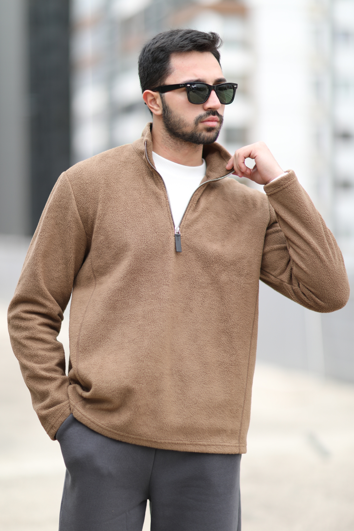 Erkek Kışlık Polarlı Sweatshirt Kahverengi Yarım Fermuarlı Dik Yaka Boğazlı - 6053 — قهوه‌ای 1055-6053 — تصویر 5 از 5