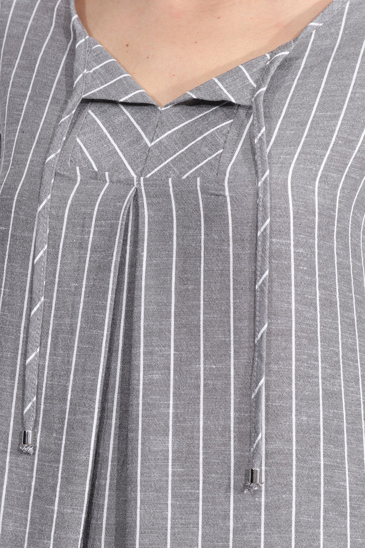TOLGA SARAÇOĞLU-40433 ROCHIE LUNGĂ DETALIE DUNĂ GRI 6
