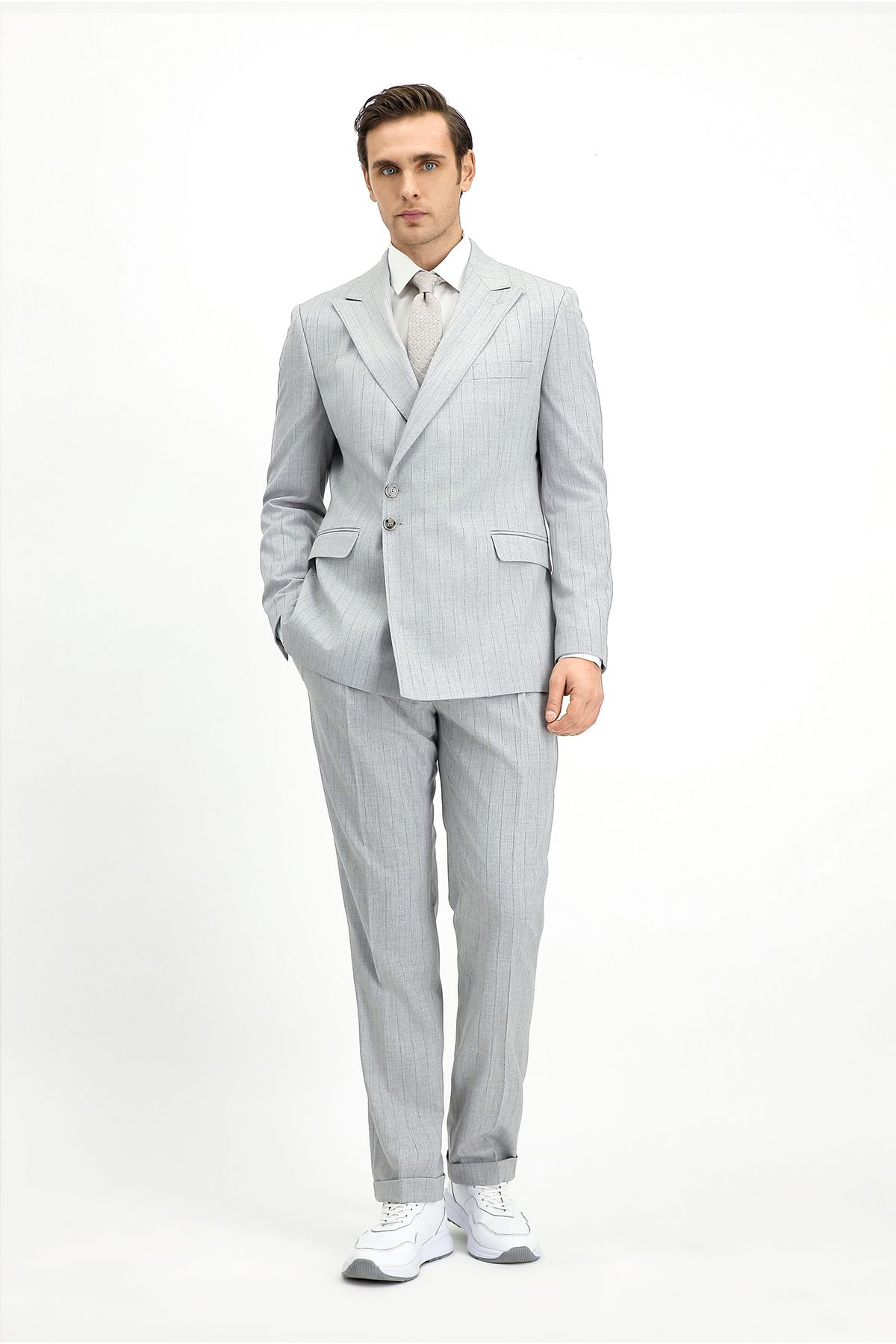Kiğılı Slim Fit Dar Kesim Çizgili Italyan Kesim Kruvaze Takım Elbise