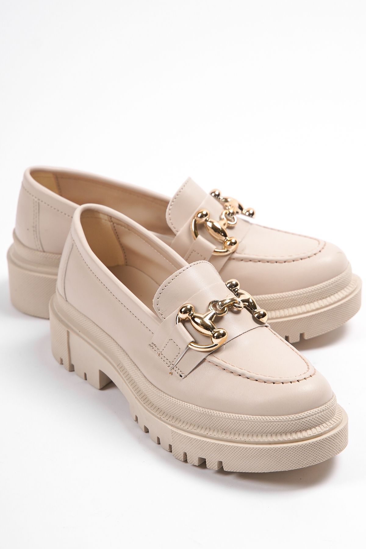 Capone Outfitters-Damen-Loafer in Ecru-Beige mit ovaler Zehenpartie, Metallschnalle und Trak-Sohle 5