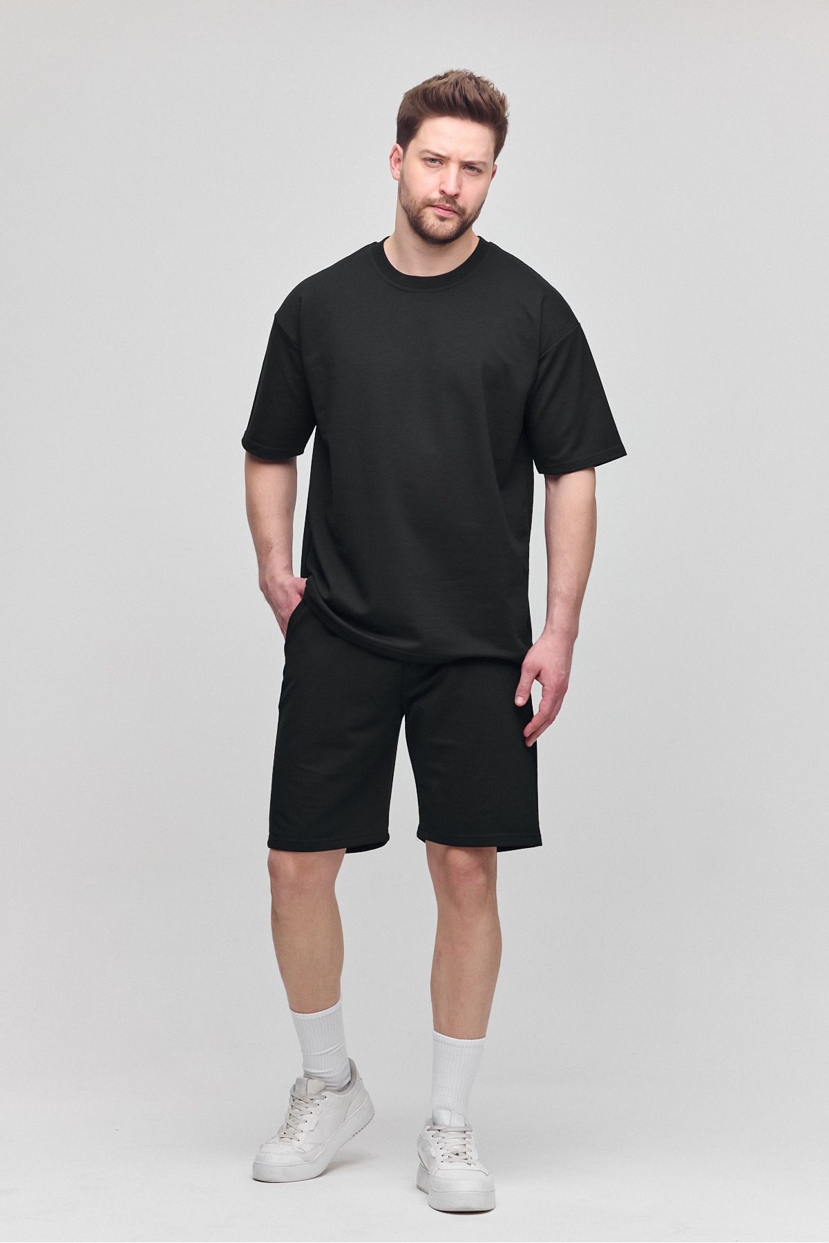 complete the look image