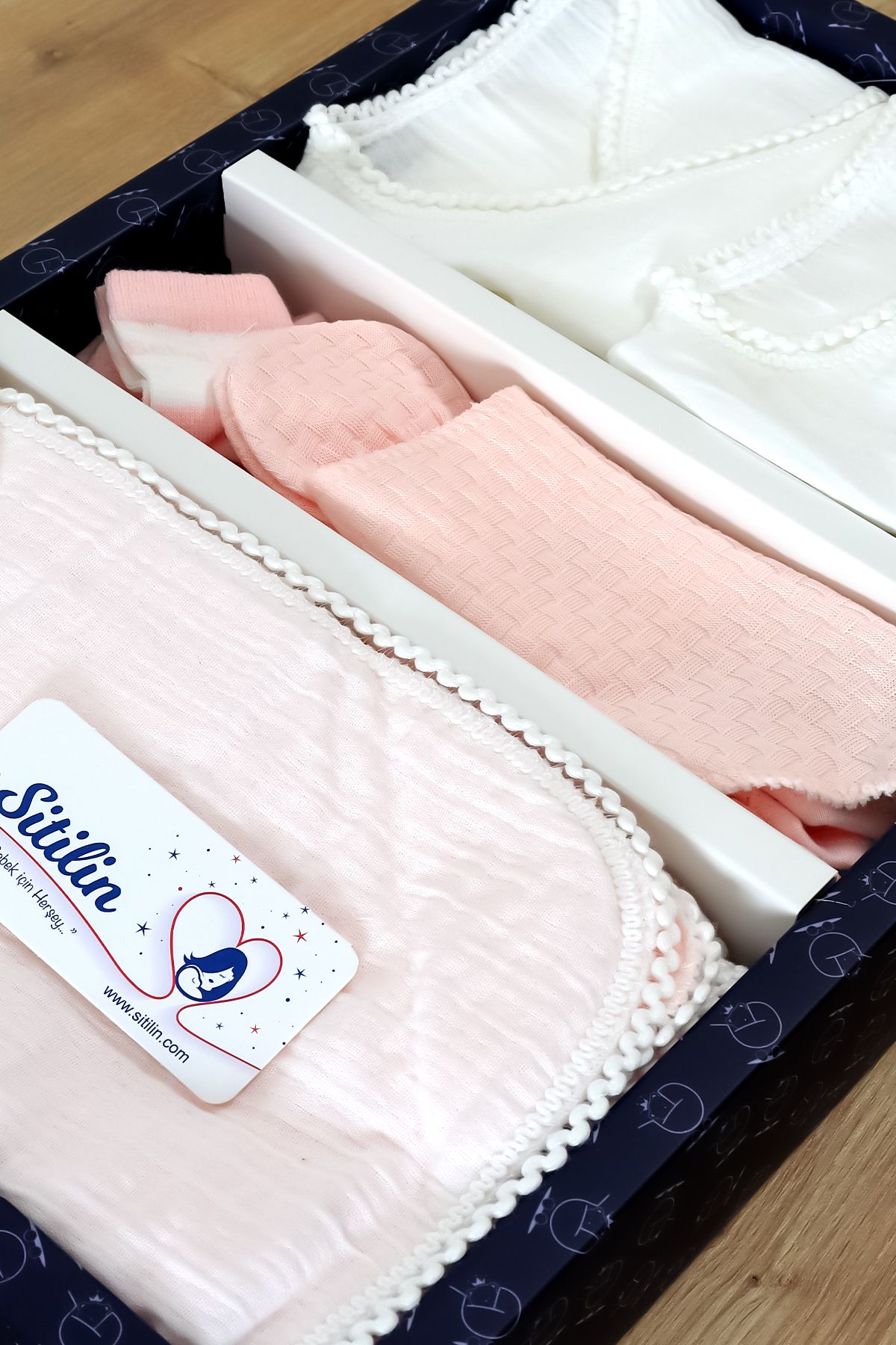 Sitilin-Pink Baby Girl Newborn Pink 10 Piece Luxury Hospital Release Bodysuit Set Stl6995 3