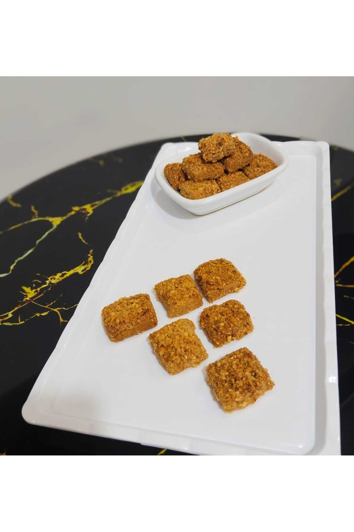yöresel Tahinli Fındıklı Kesme Kurabiye 1 Kg - % 100 Ev Yapımı