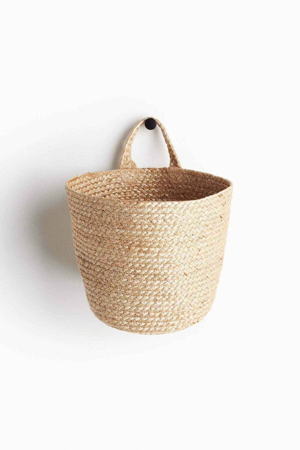 H&M-Handmade wall storage basket 1
