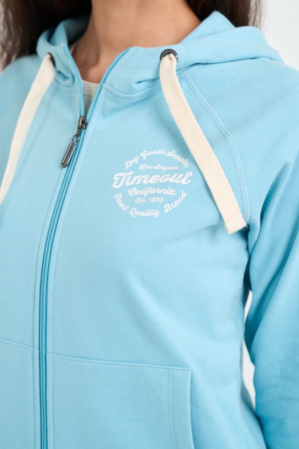 Timeout-Women's sweatshirt with zipper and hood 3