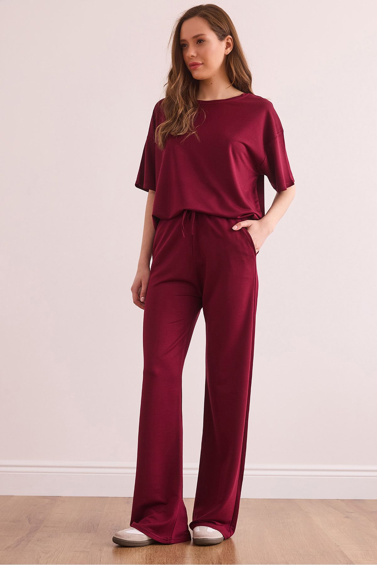 Olalook-Women's Burgundy Bottom Pocket Trousers Top T-Shirt Set Tkm- 19000374 1