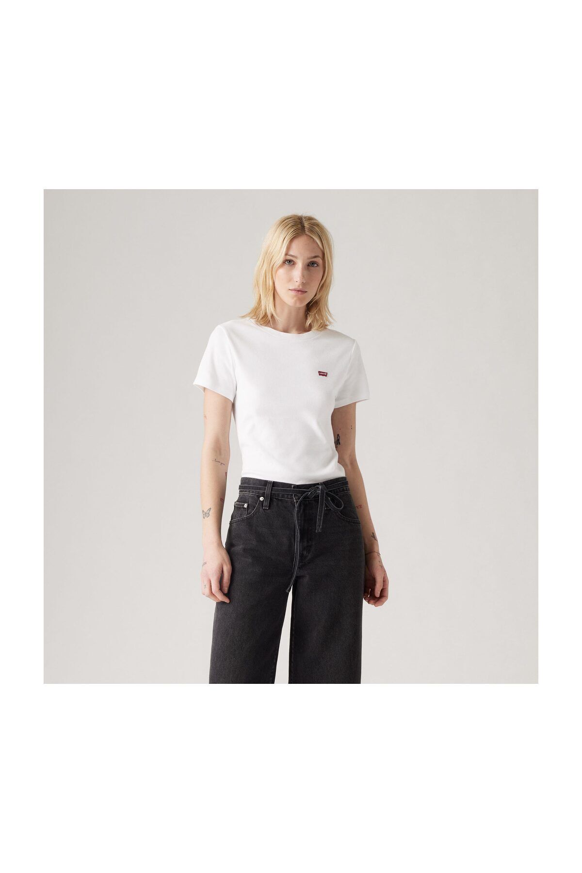 Levi's NIEZBĘDNA KOSZULKA HM SS