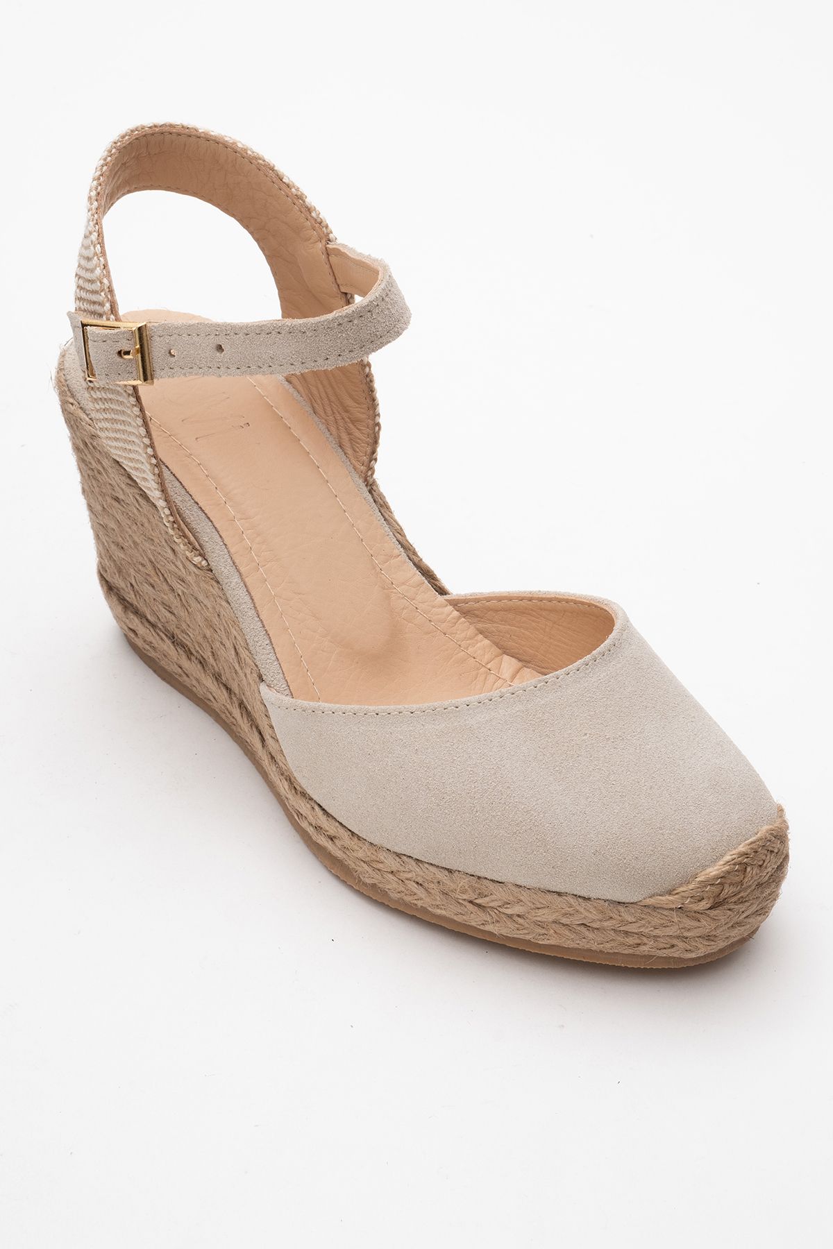 صندل نود زنانه Sinda Beige Suede چرمی که پاشنه پا را پر می کنند luvishoes