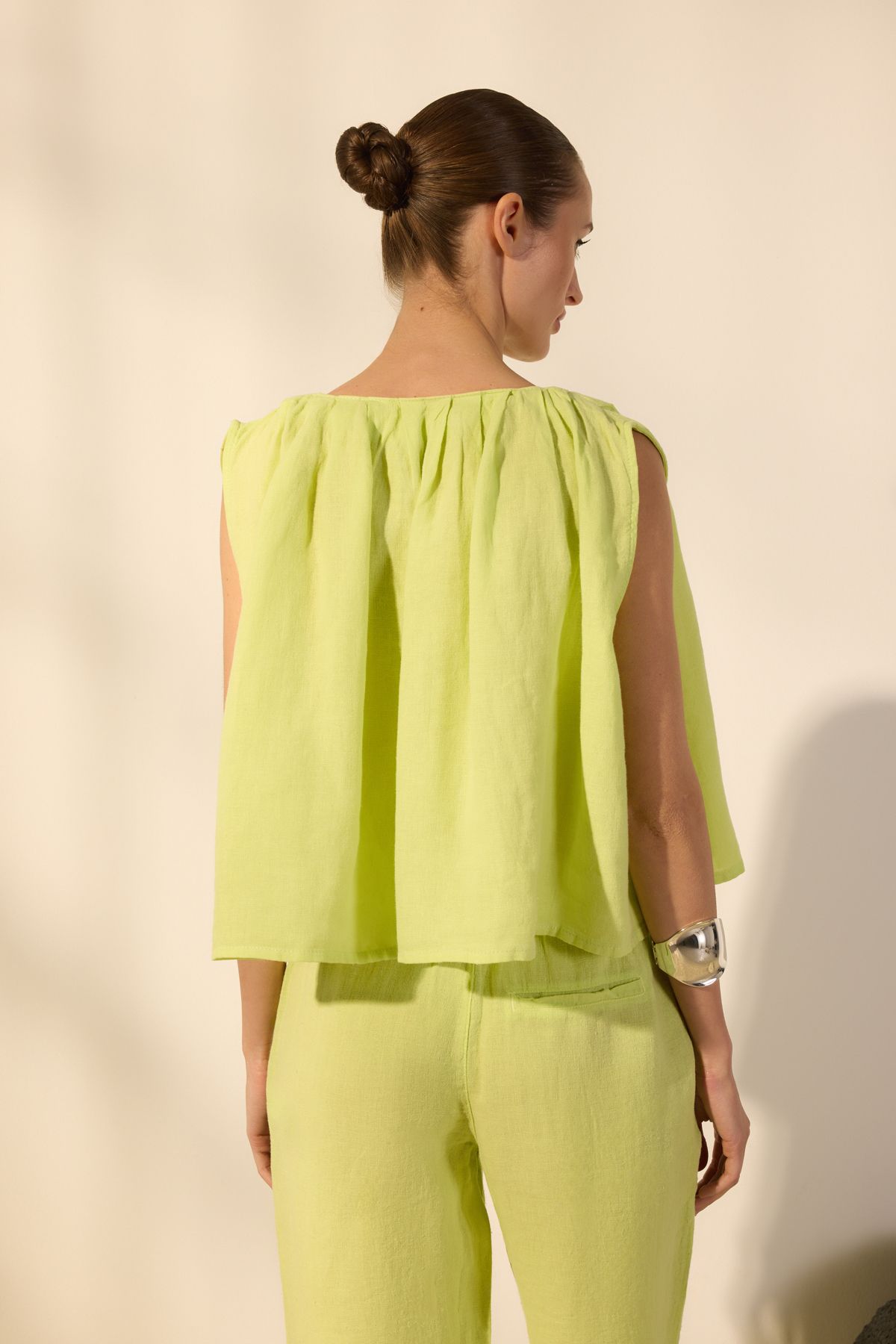 Trendyol Collection-Green 100% Linen Blouse with Binding Detail Twoss25Bz00458 4