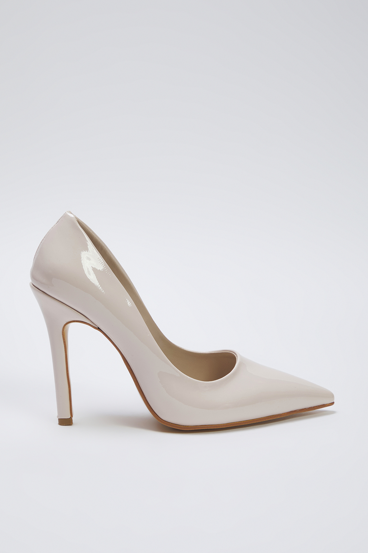 Trendyol Shoes Cream Patent Pointed Toe Women's 11 cm Stiletto Thin Heeled Shoes TAKSS25TO00025