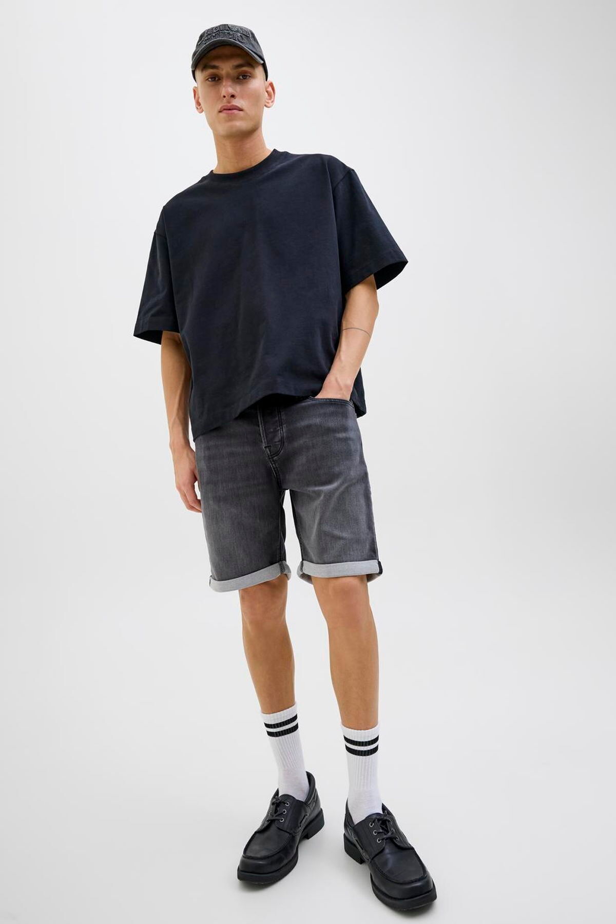 شلوارک مردانه راسته فاق نرمال | جک اند جونز Jack & Jones 12269501 - تصویر 4