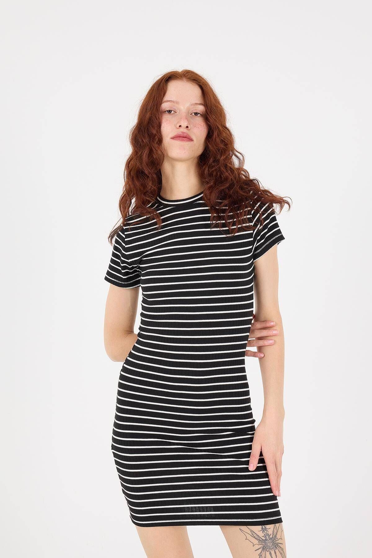 Addax-Striped Short Sleeve Crew Neck Mini Dress - E15790-W2 3