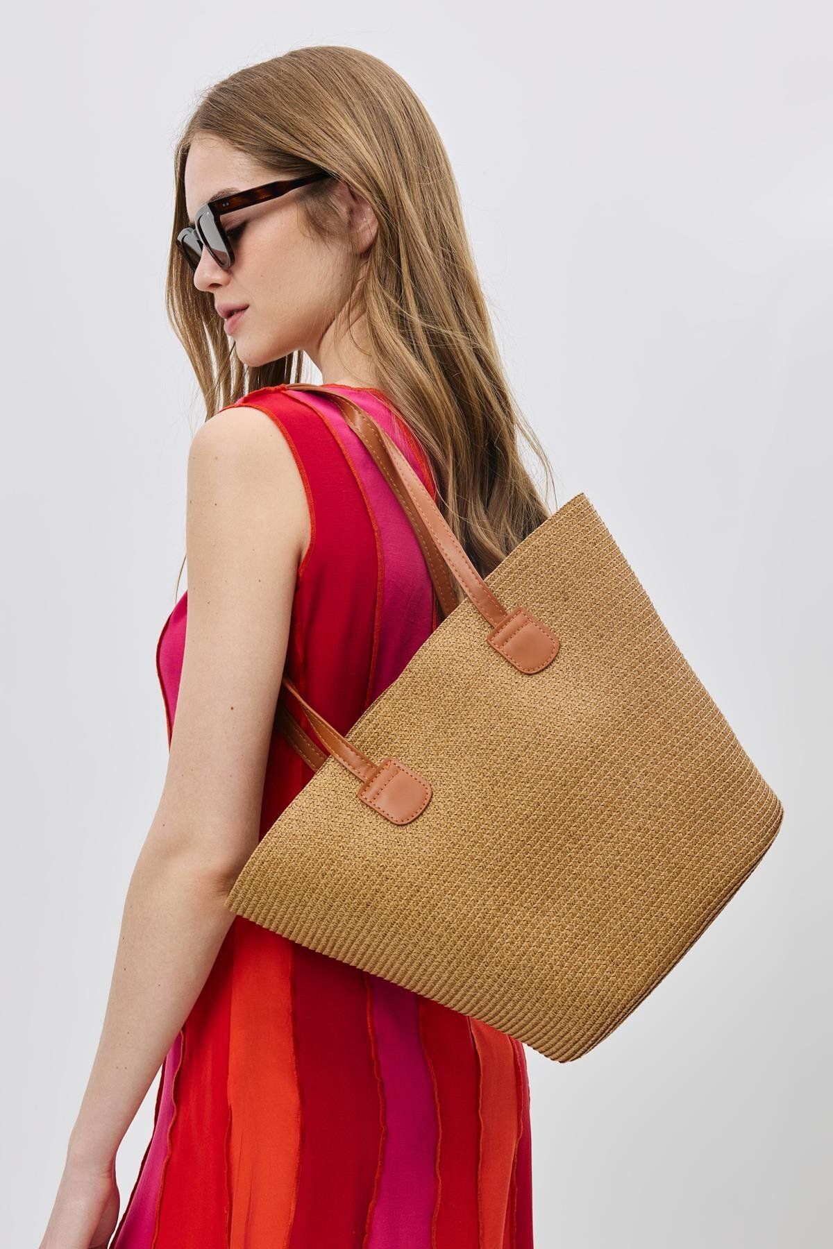 C&City-With Straps D Ipaddress=0.0.0.1 Üm H597 Straw Shoulder Bag Y9201 Camel 2