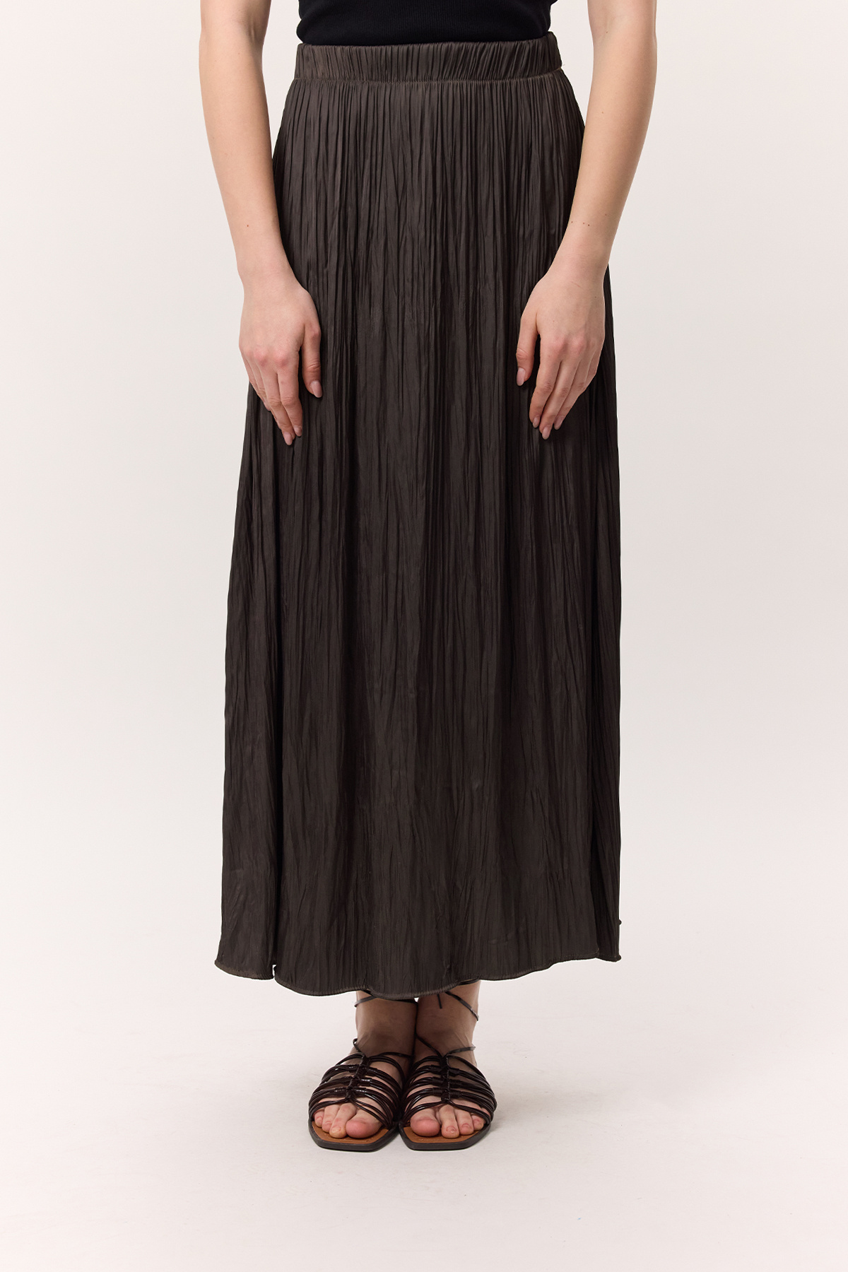 Manuka-Crush Satin Skirt Brown 5