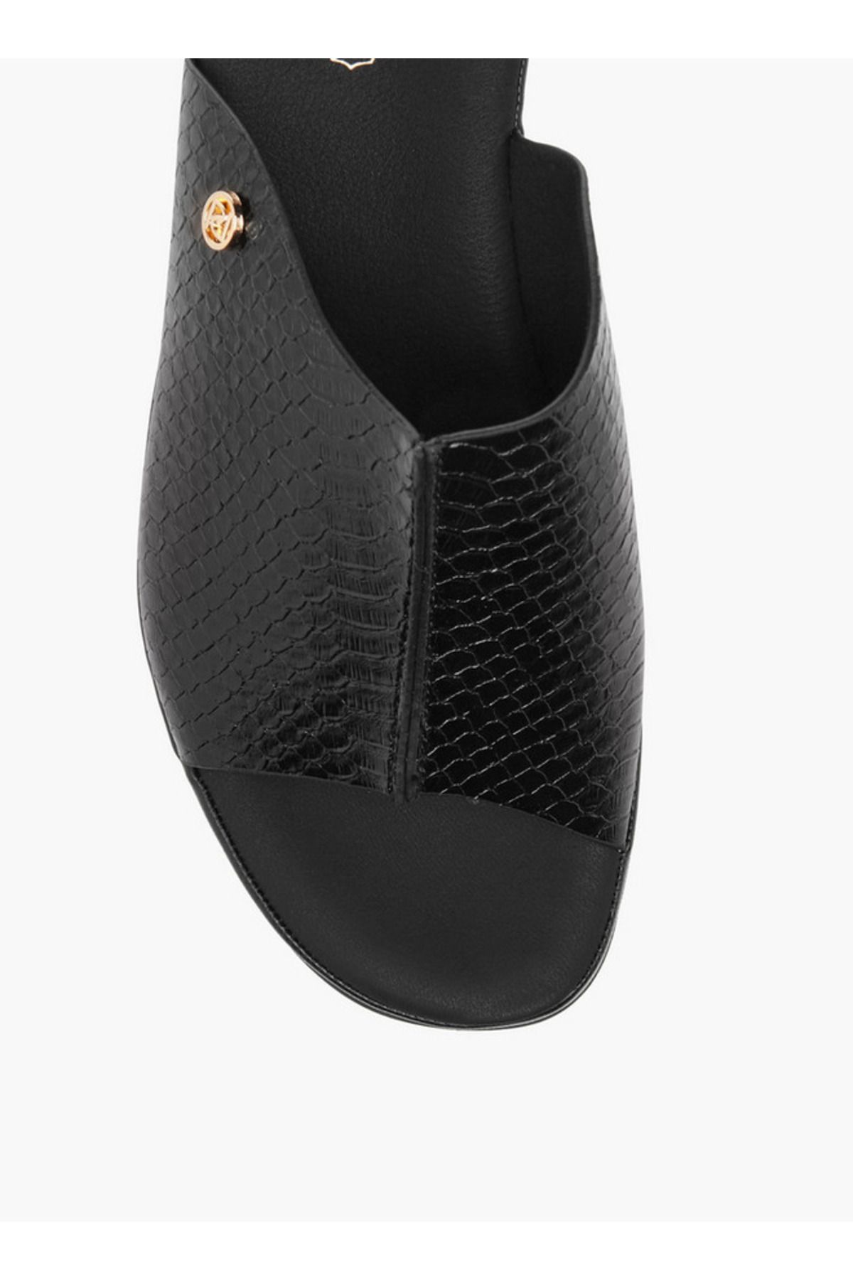 Paprika-Textured Slip-On Sandals with Wedge Heel 4