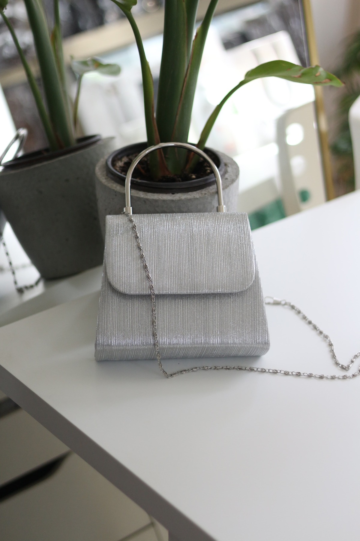 Moom Bag Kadın Silver Çizgi Dokulu Metal Saplı Abiye El Omuz Çantası görsel 3