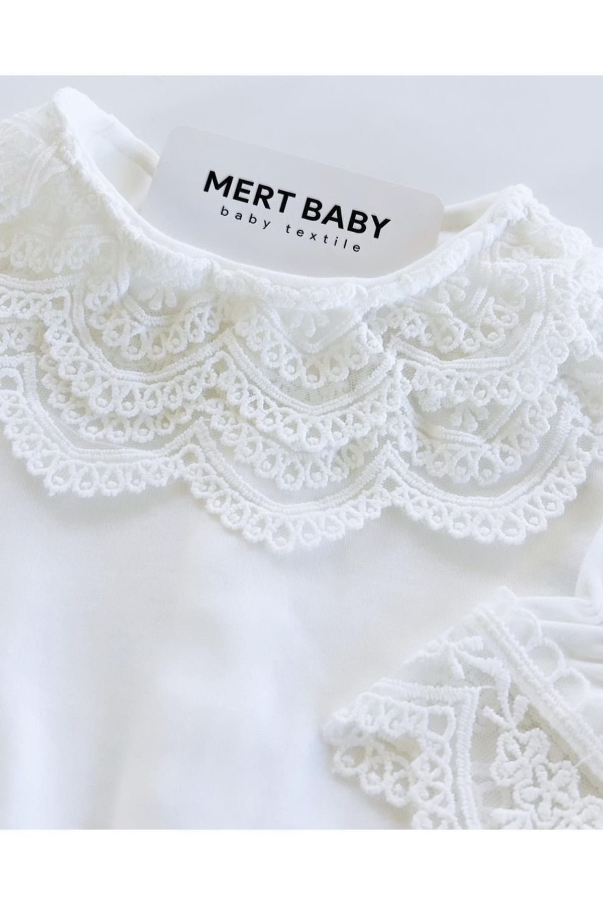 Mert Baby Lily 10'lu Organik Hastane Çıkış Seti %100 Pamuk Yenidoğan Kız Bebek fotoğrafı 3 (önizleme)