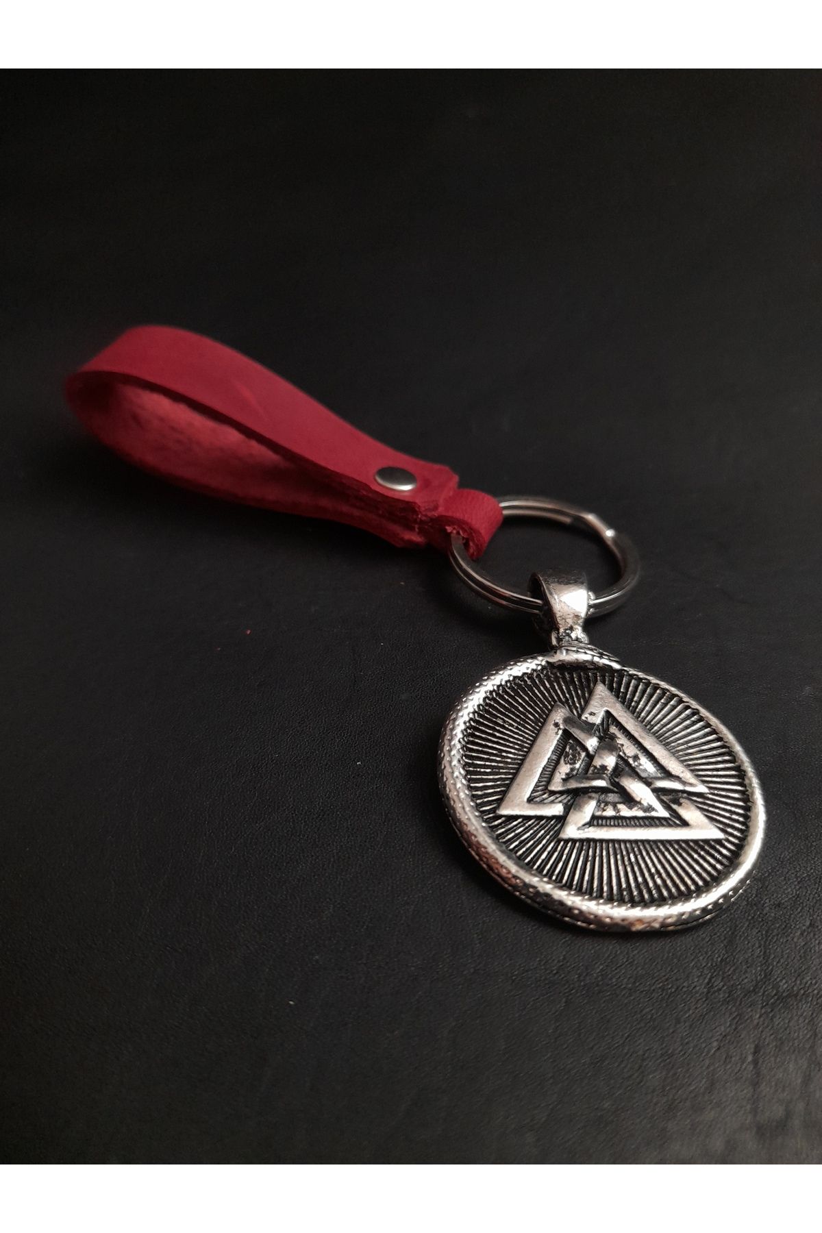 BSN Store-Leather Keychain Double Sided Vegvisir Valknut Scandinavian Figured Genuine Leather Keychain 2