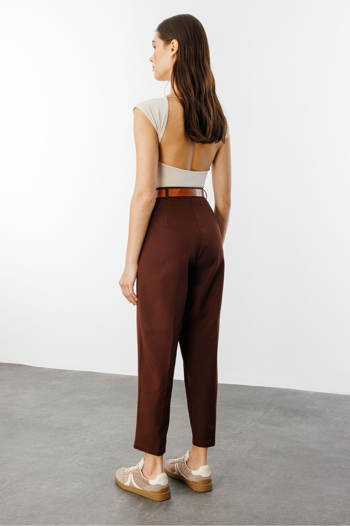 GENIUS STORE-Pantaloni de damă cu picior îngust plisat cu centură din țesătură sezonieră CU CUREA-PANTALONI 5