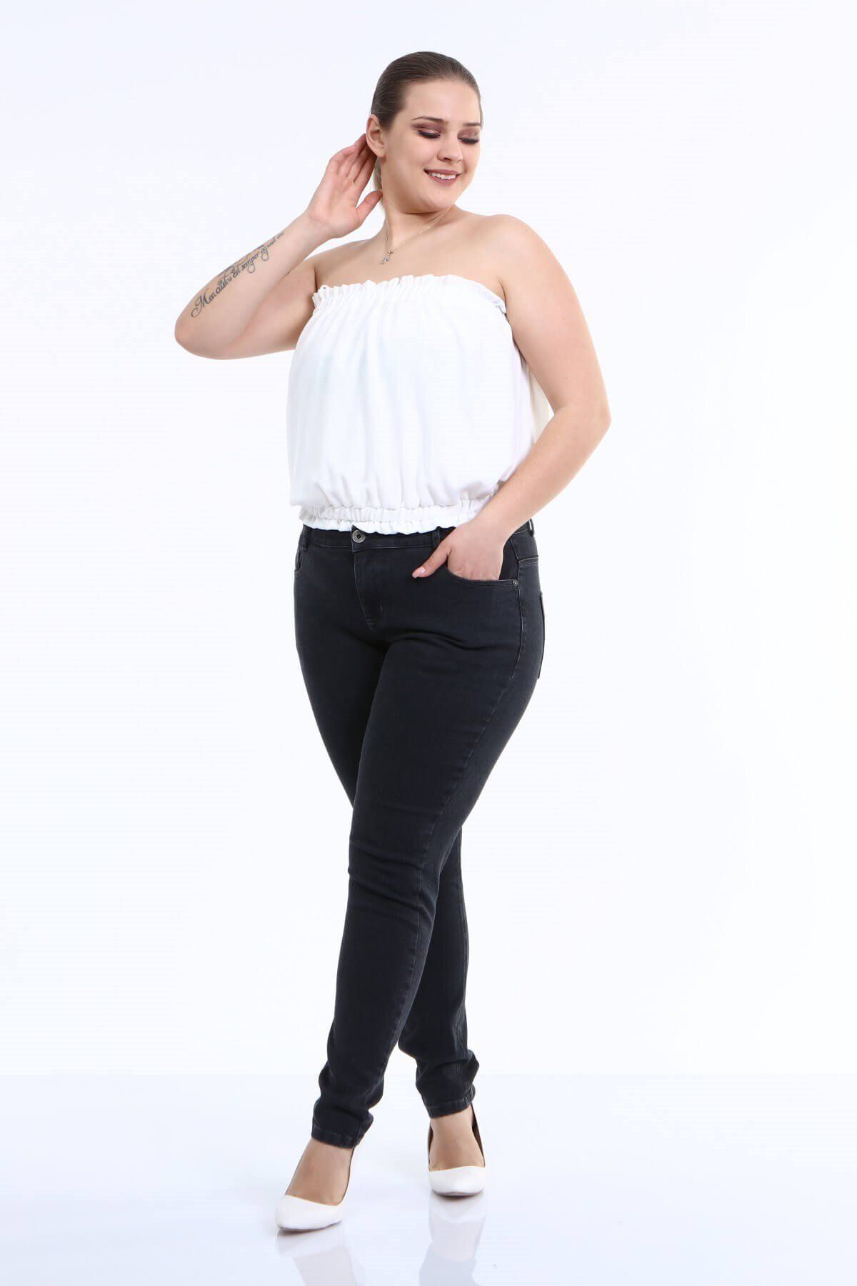 MYLİNE-Pantaloni din denim cu imprimeu cu pietre în buzunarul din spate 3