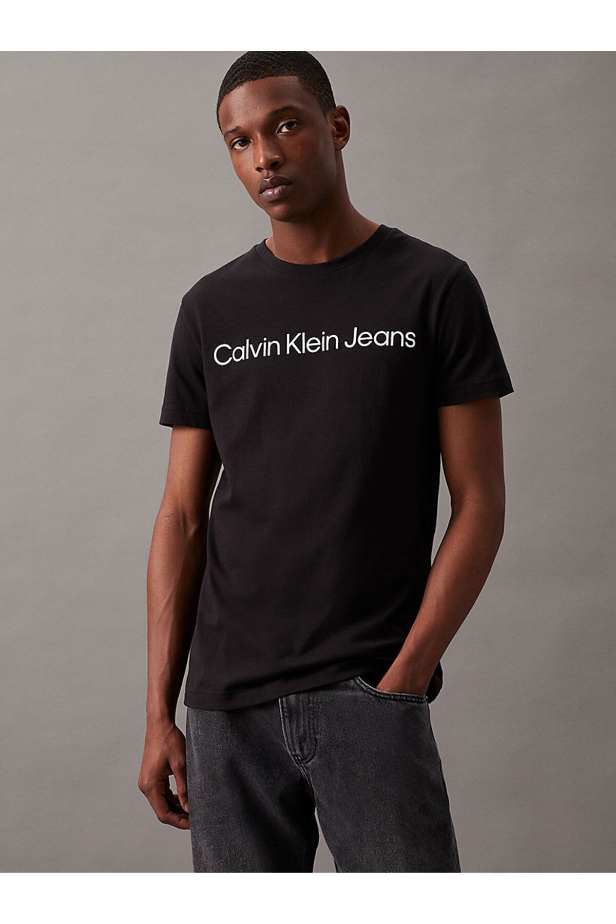 Calvin Klein Męska koszulka z krótkim rękawem, bawełną organiczną, okrągłym dekoltem i logo J30j322552-beh