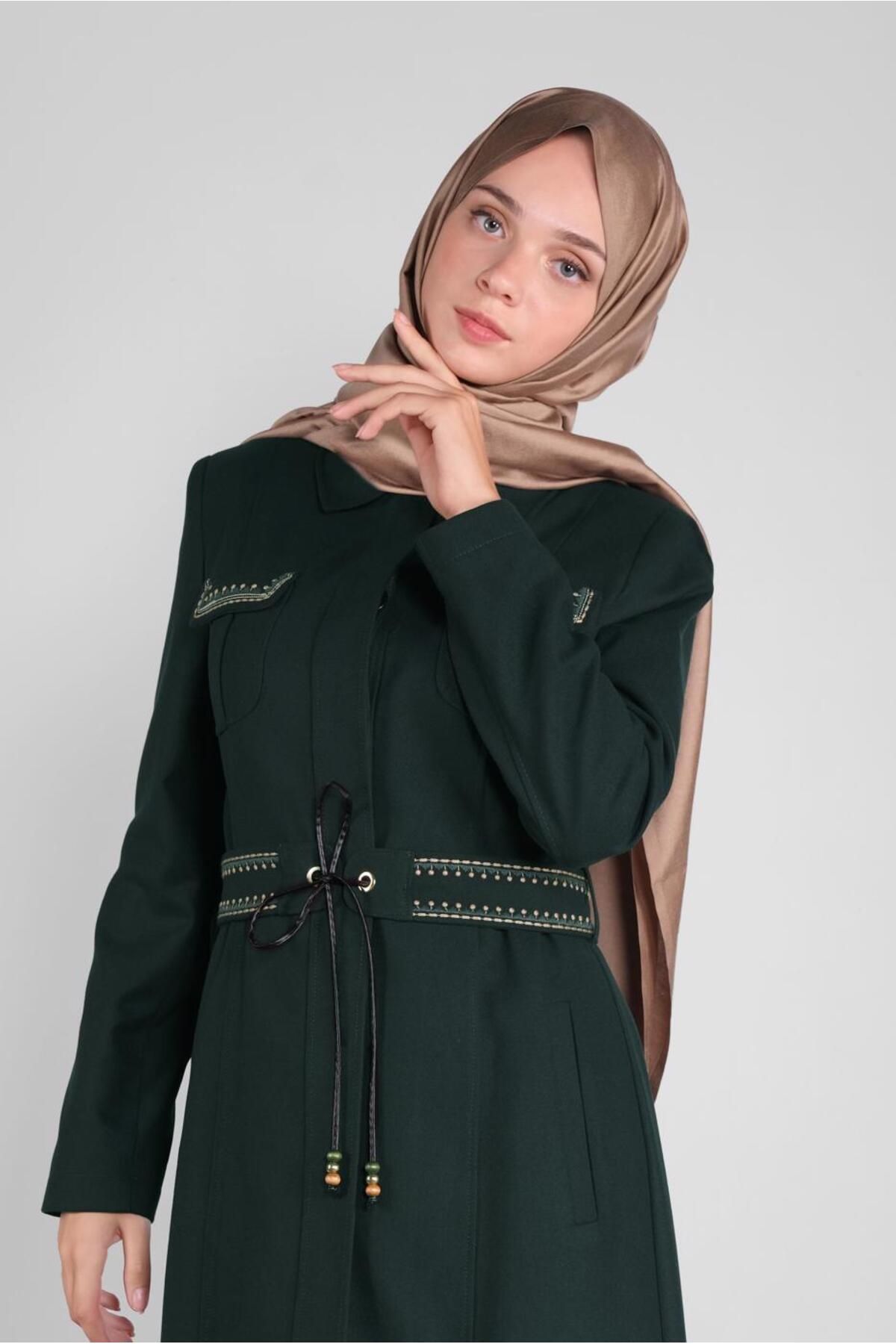 کت گلدوزی با جزئیات 10010 Alvina