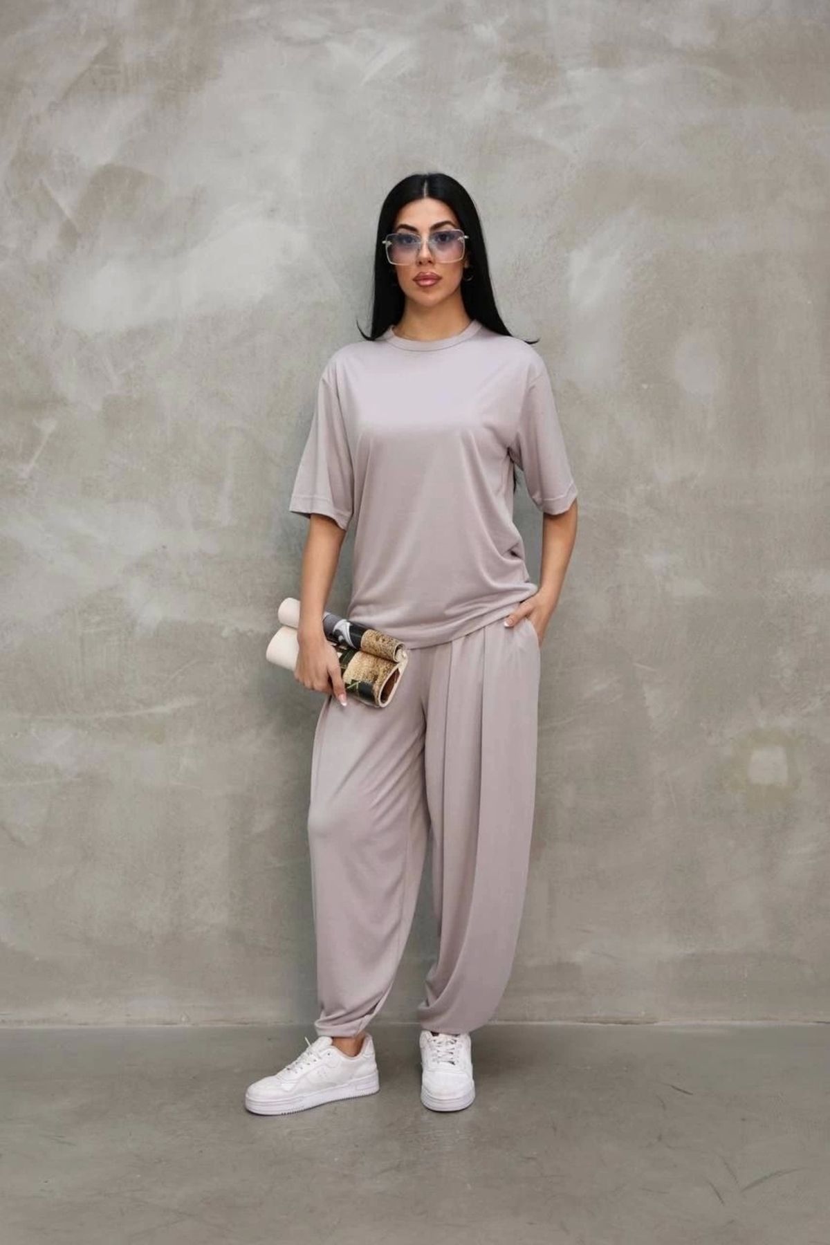 Tam12den Home Yumuşak Dokulu Kumaş Oversize Bisiklet Yaka T-shirt Jogger Eşofman Altı Eşofman Takımı - Gri