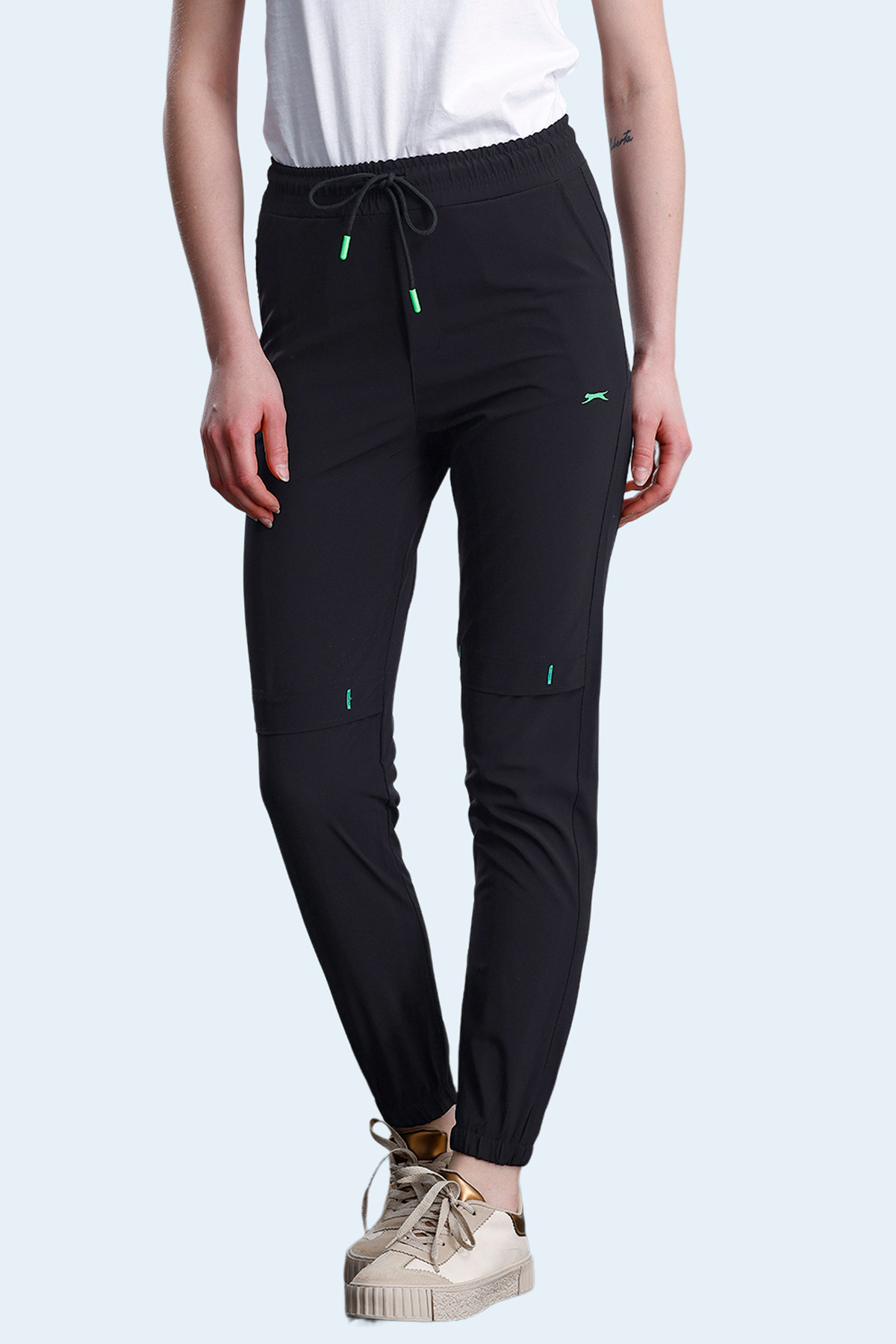 Slazenger NADIYA Kadın Cepli Dar Paça Siyah Eşofman Altı