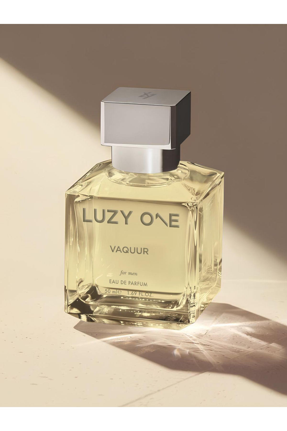 Luzy One Vaquur Parfüm – Dingin Güç ve Şıklık Bir Arada, Luzy One İmzasıyla