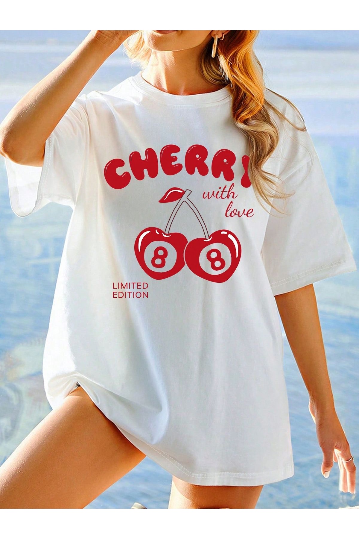 Oversize Cut Short Sleeve Printed T-shirt