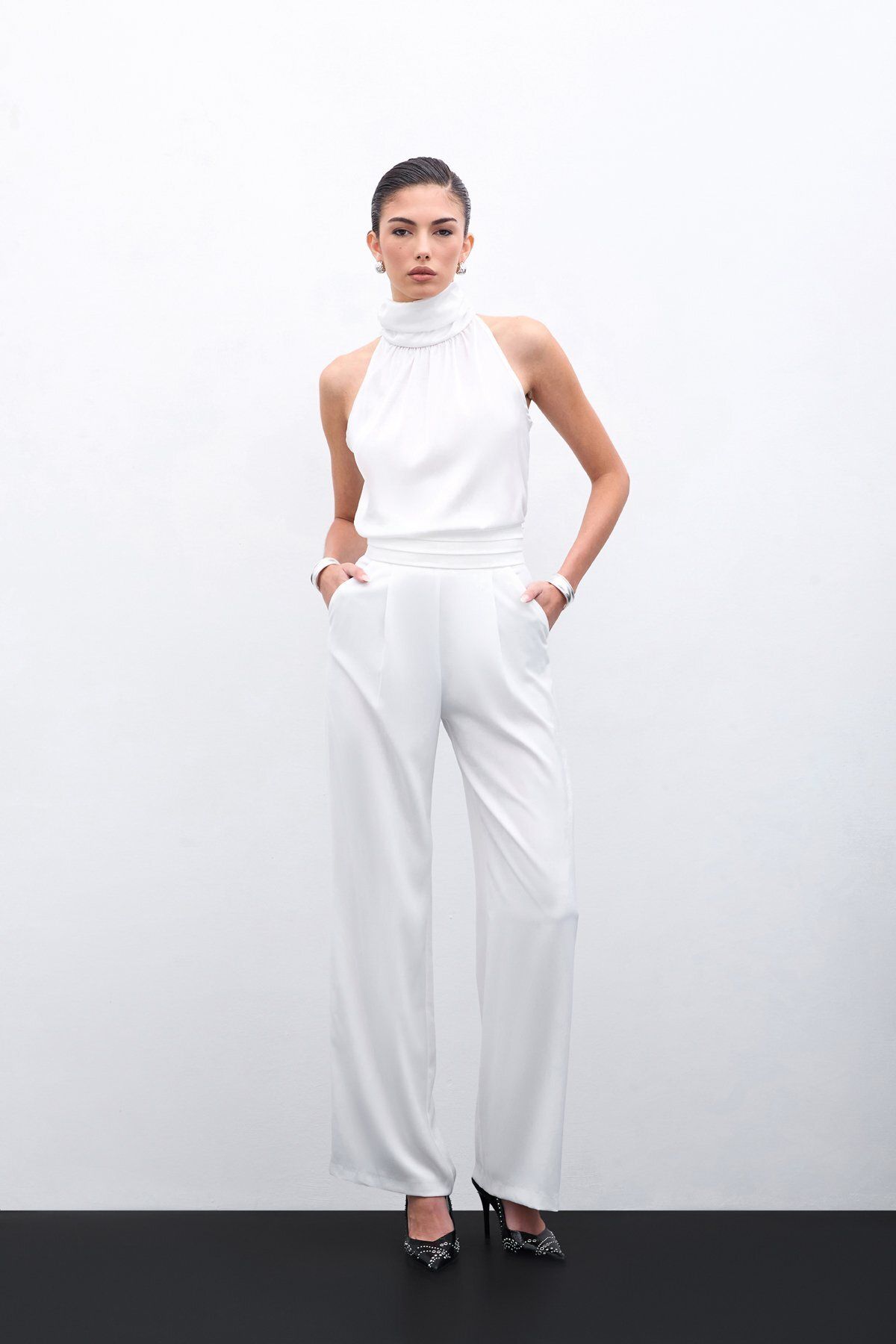 Sateen-Ecru High Neck Sleeveless Blouse 4