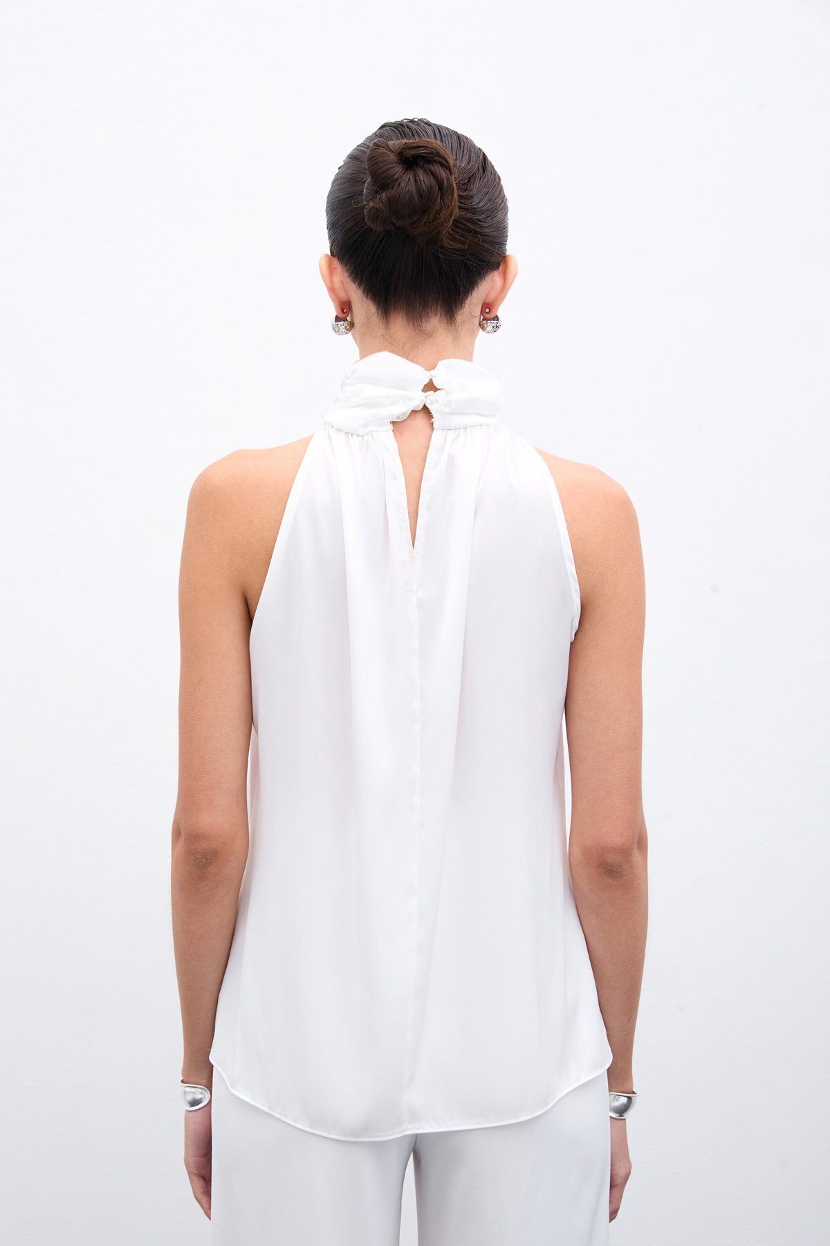 Sateen-Ecru High Neck Sleeveless Blouse 6