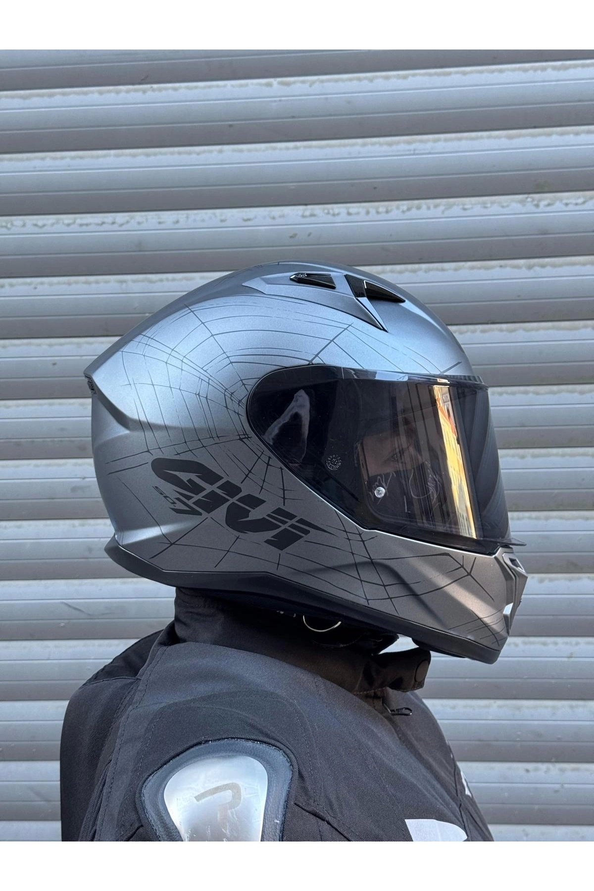 1_org_zoom.jpg