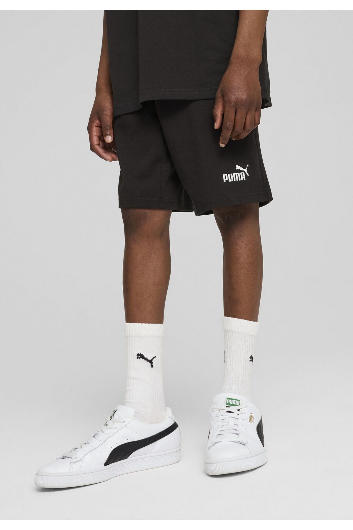 complete the look image