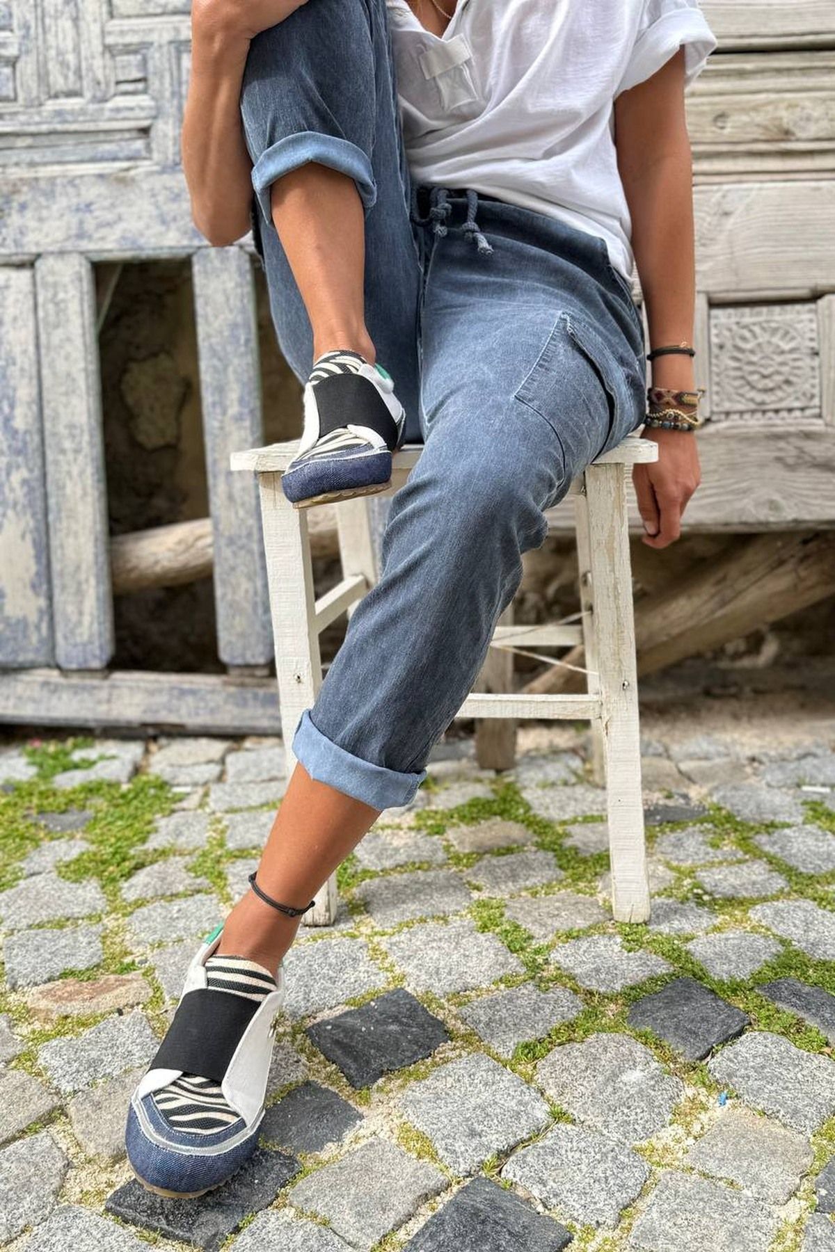 Güneşkızı-Guki35 Women's Black White Daily Comfortable Vegan Faith Sneaker 2
