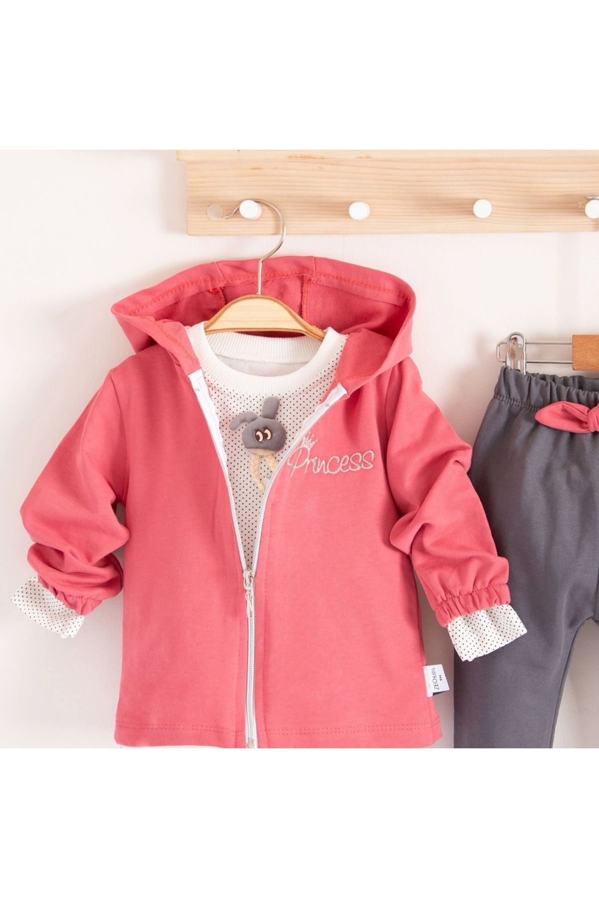 BYB MODA TASARIM 3-18 Ay Kız Bebek Takımı Prences Kapişonlu 3'lü Kırmızı