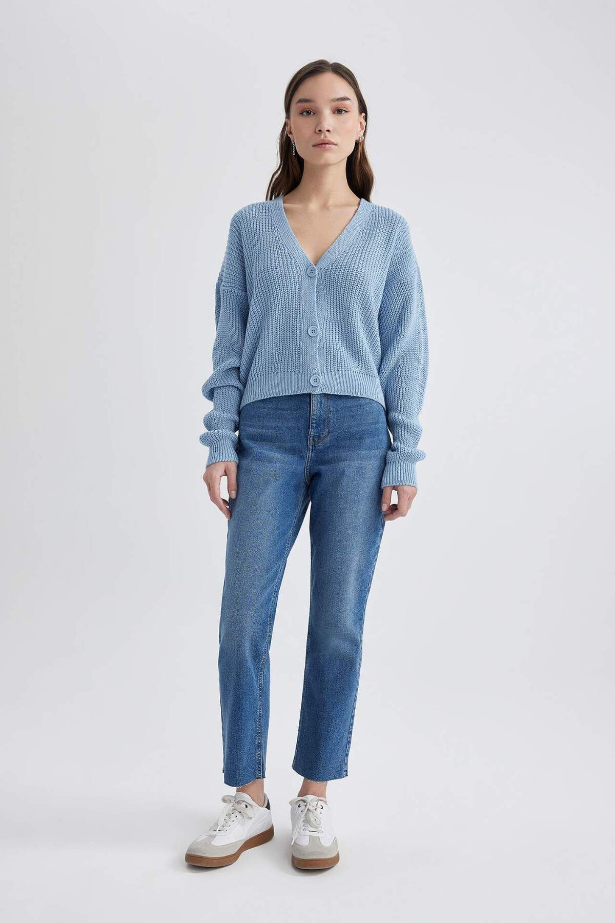 DeFacto-Regular fit v neck cardigan b7867axns 2