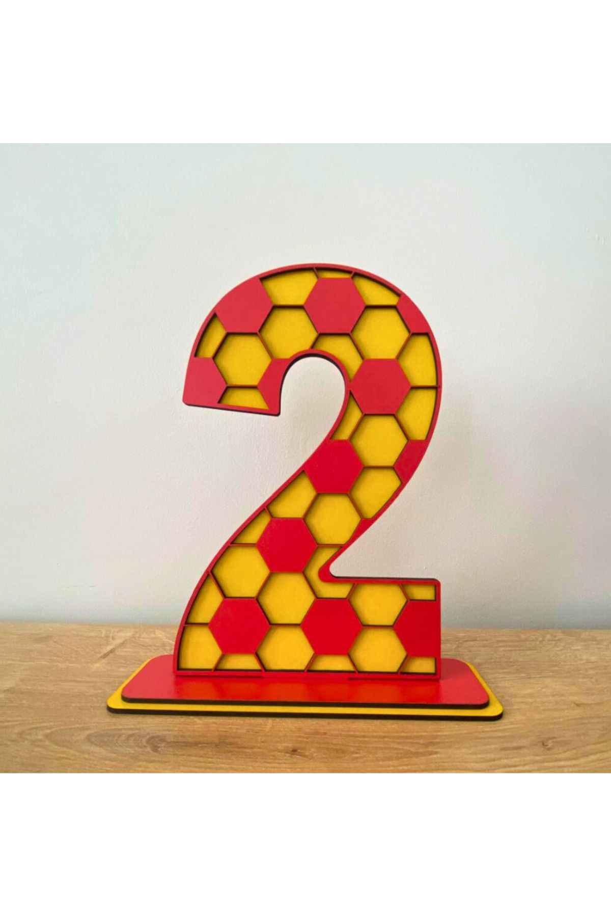 WoodenZoo 2 Yaş Doğum Günü Masa Dekoru-2 (GALATASARAY TEMALI SARI-KIRMIZI)